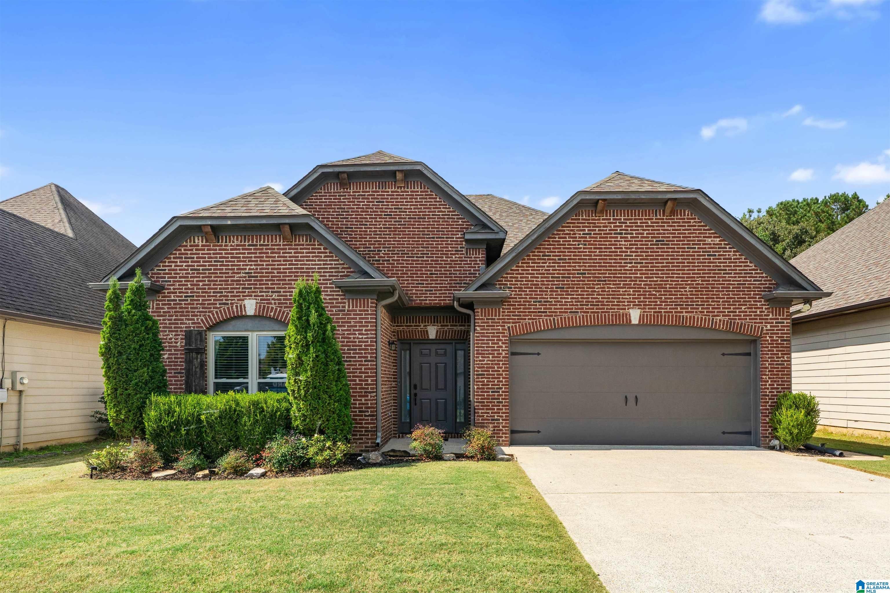 1077 Avalon Drive — photo