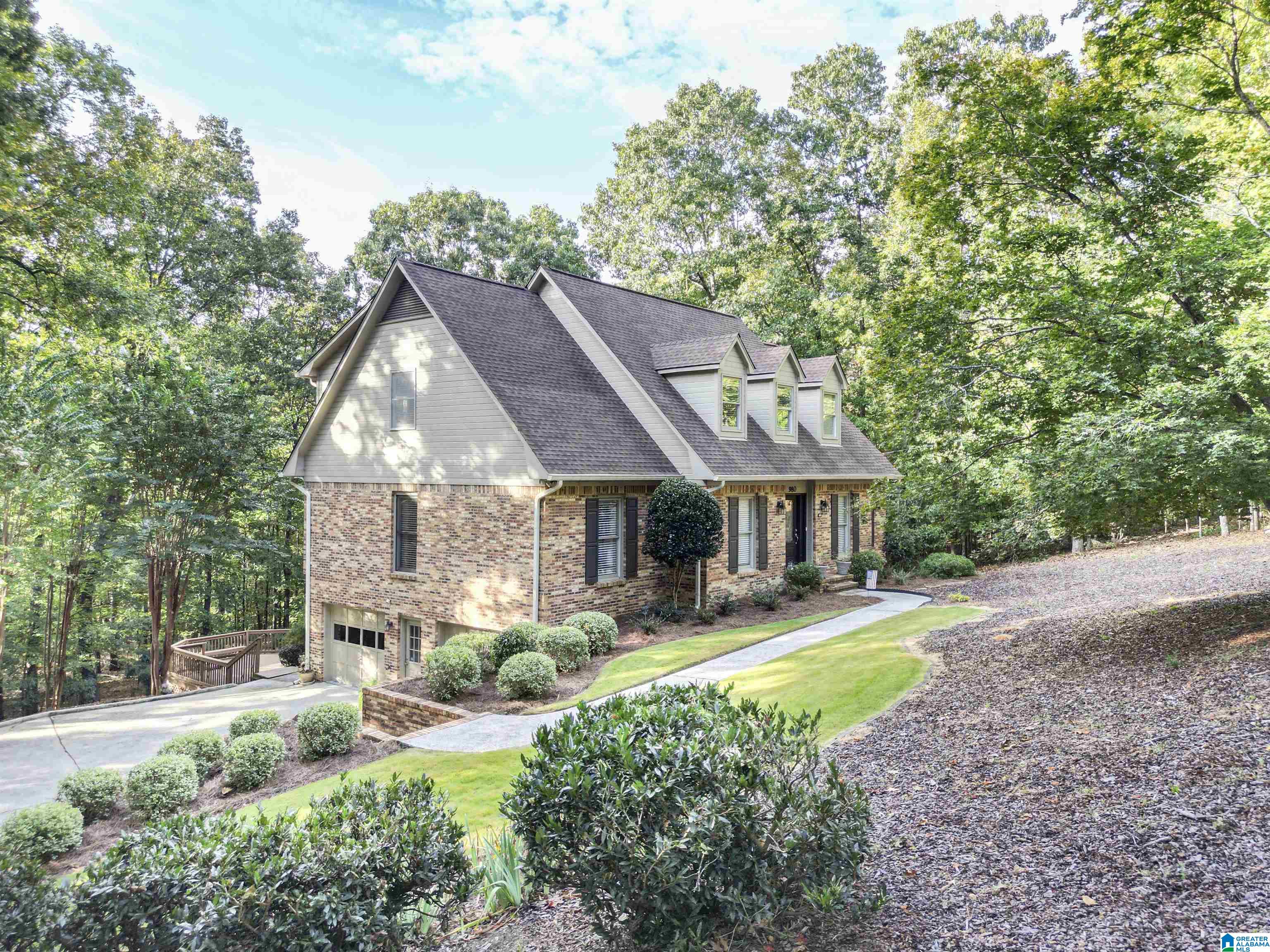 980 Indian Crest Drive — photo