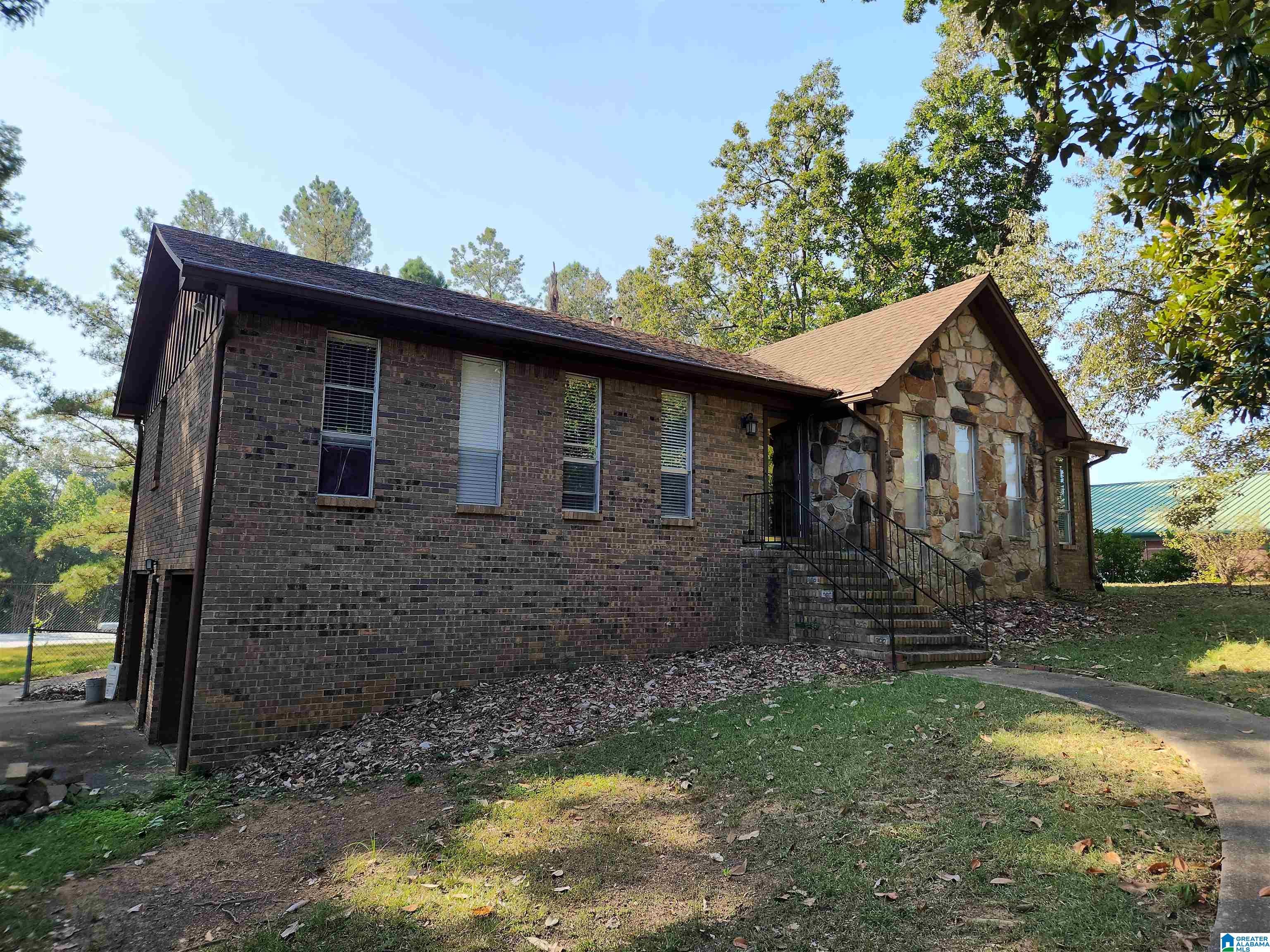 501 Forestwood Drive — photo