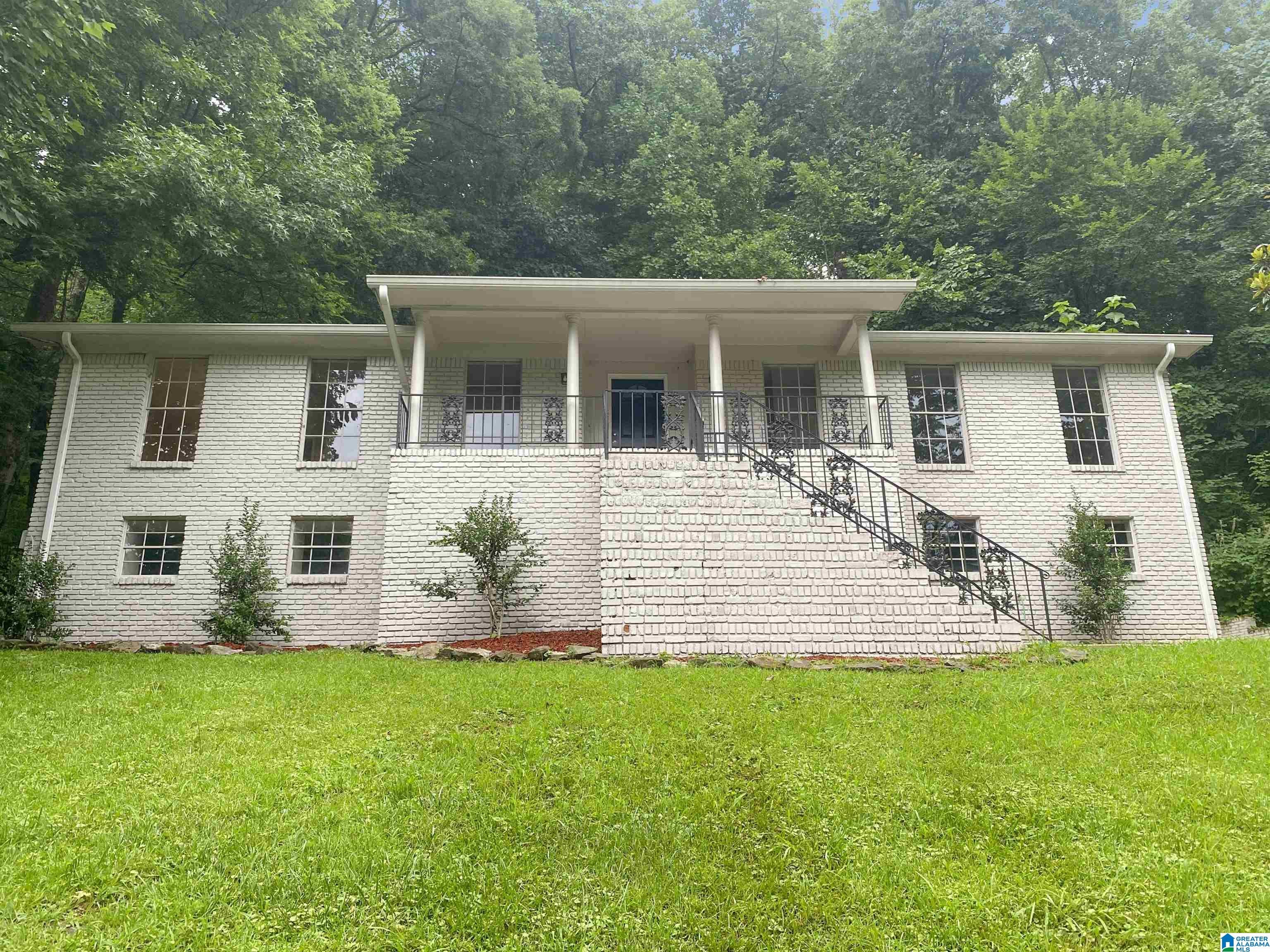 8925 Valley Hill Drive — photo