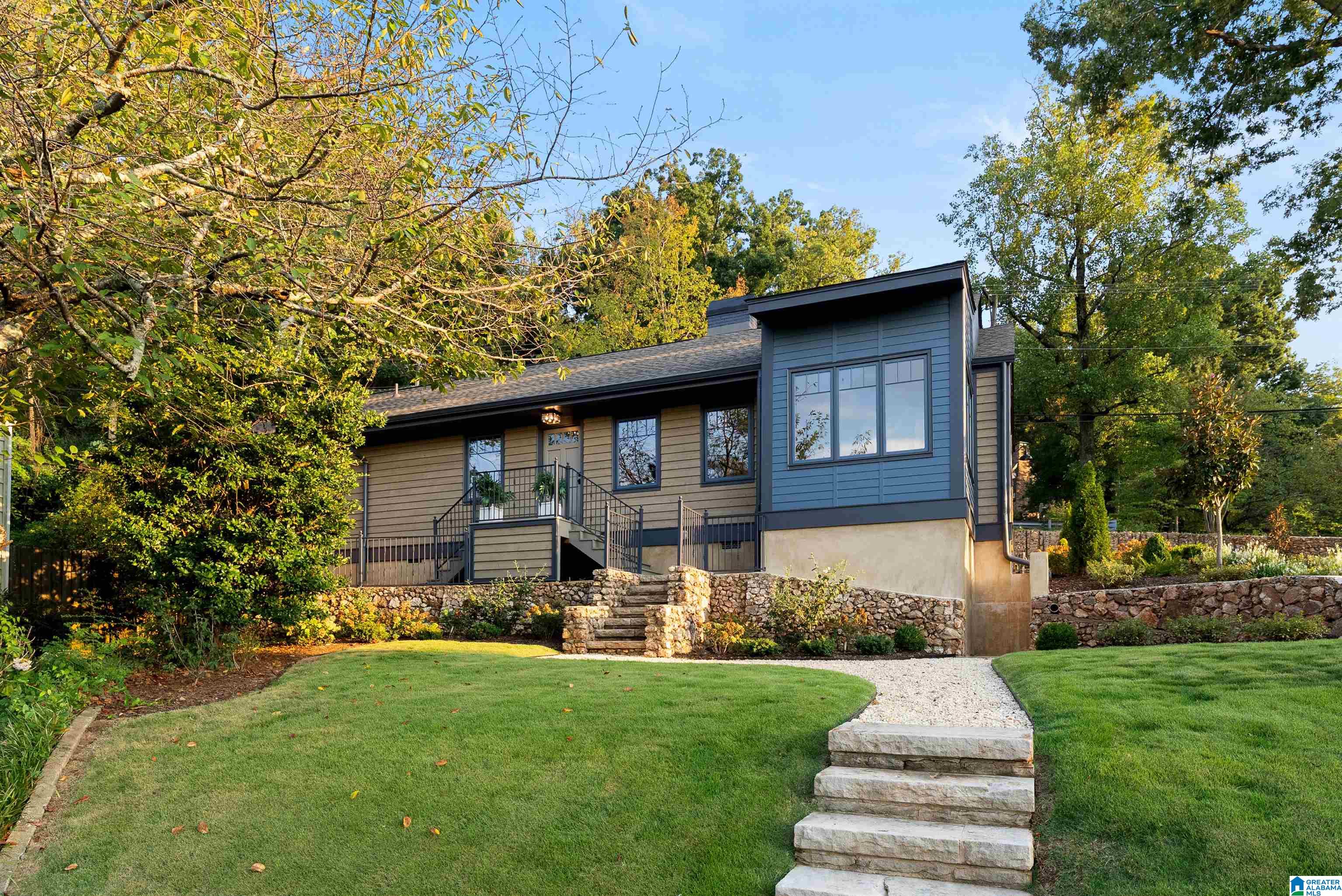2754 Milner Court — photo