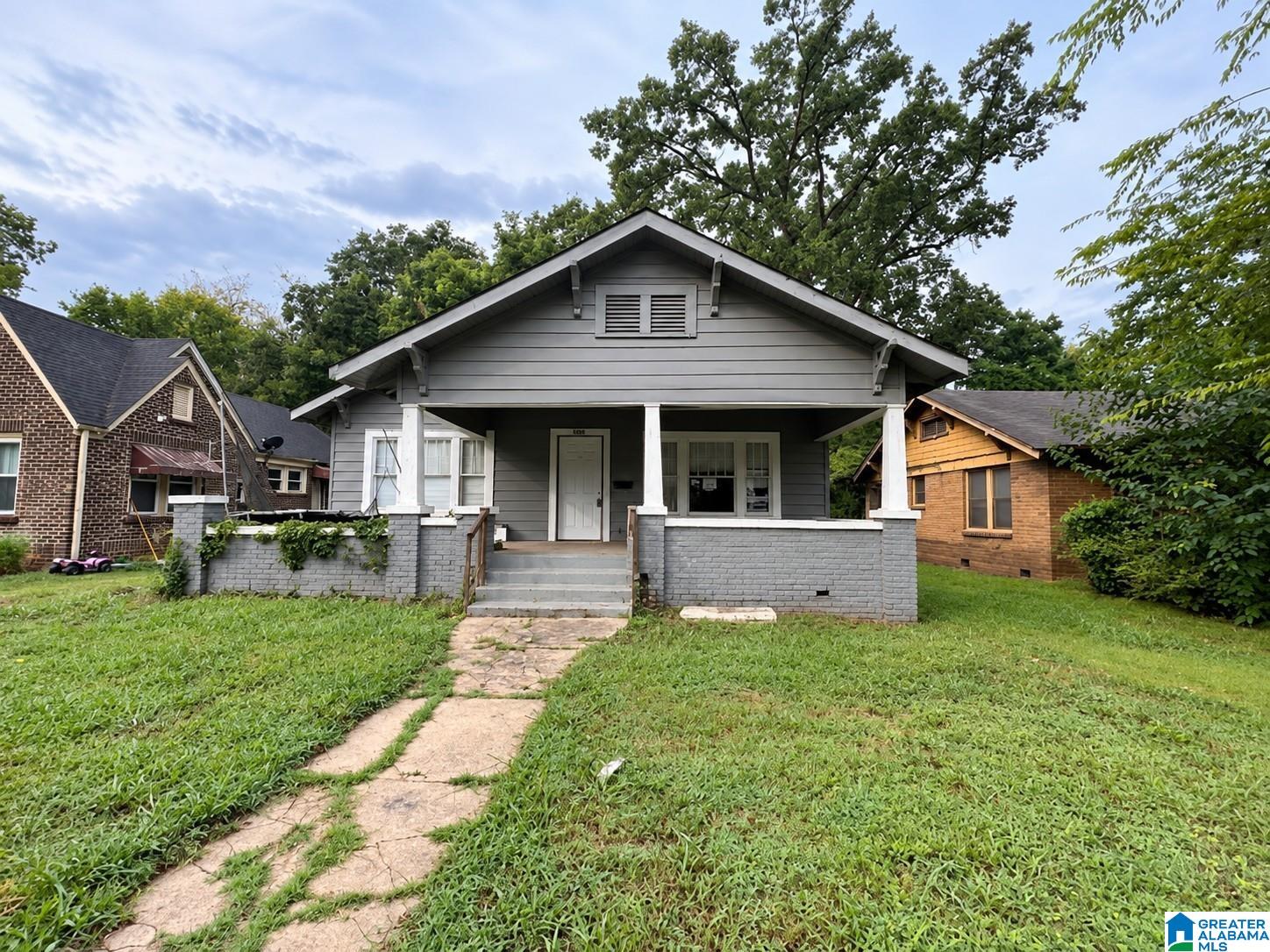 4828 Terrace R — photo