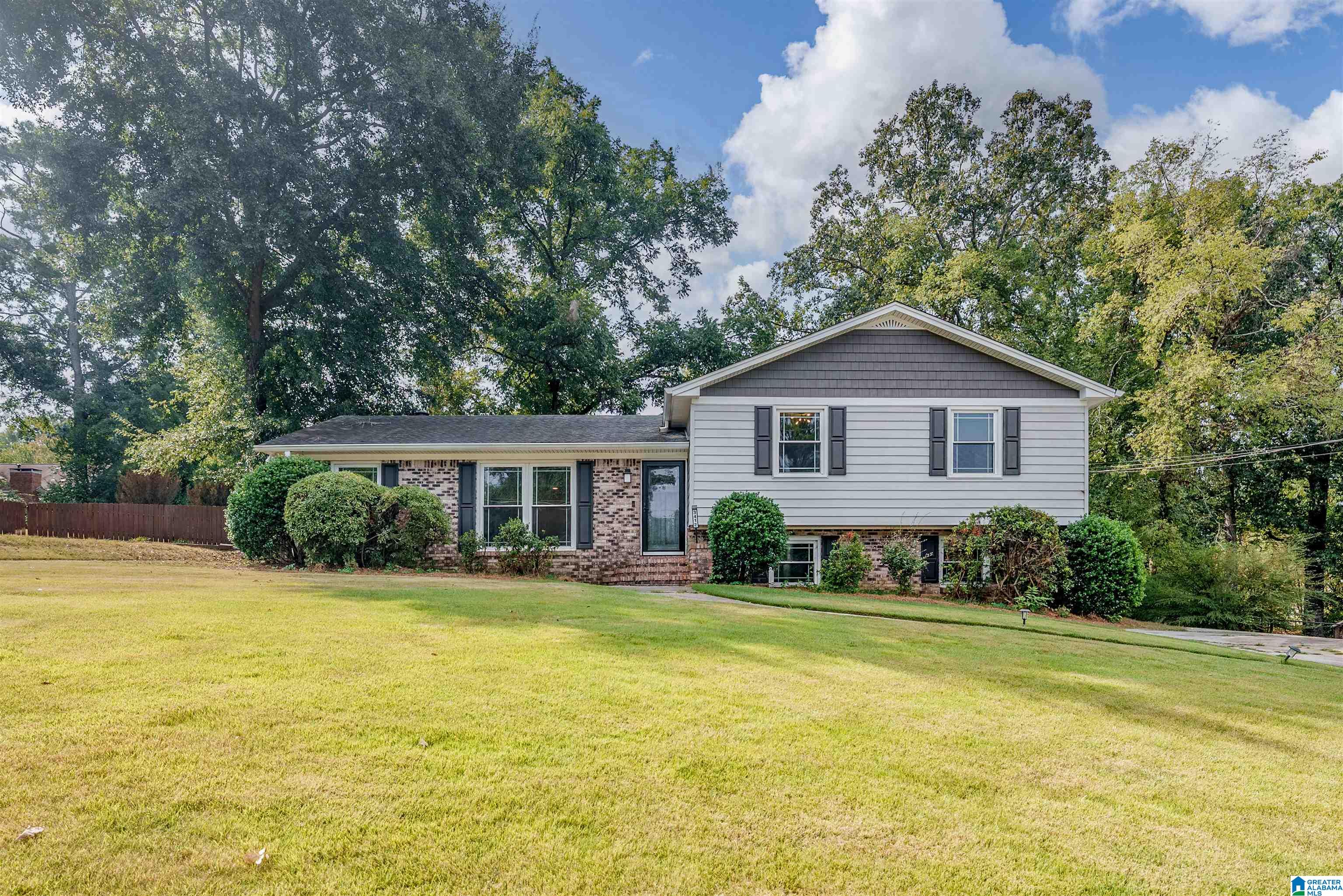3412 Kettering Lane — photo