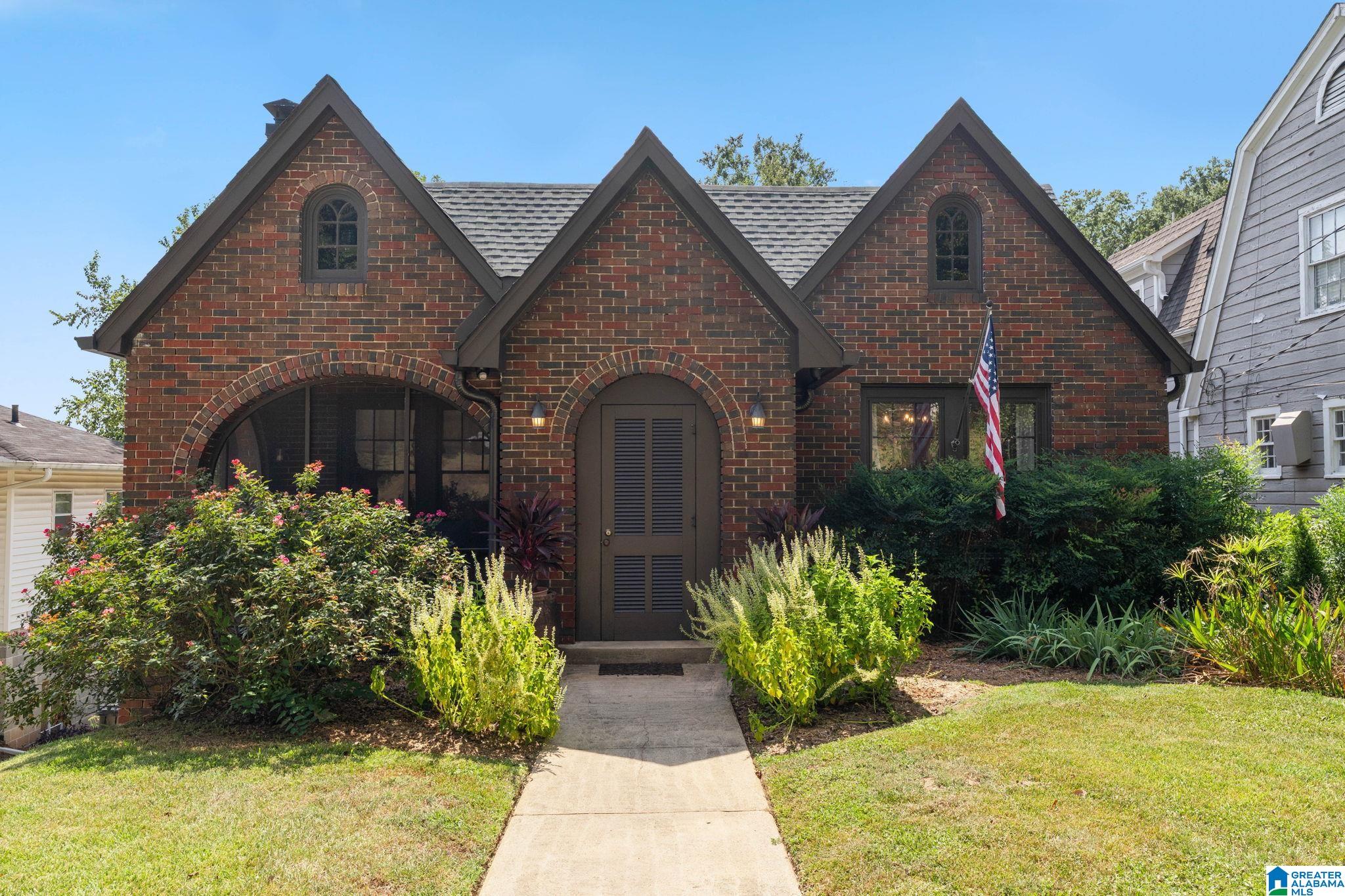 1419 Clermont Drive — photo