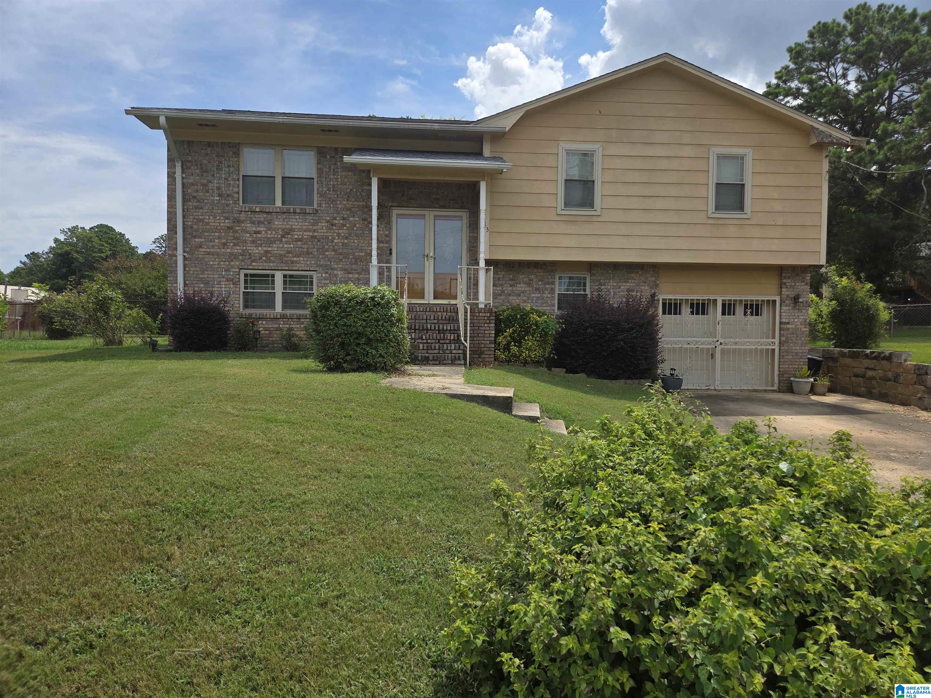13 Varin Way — photo