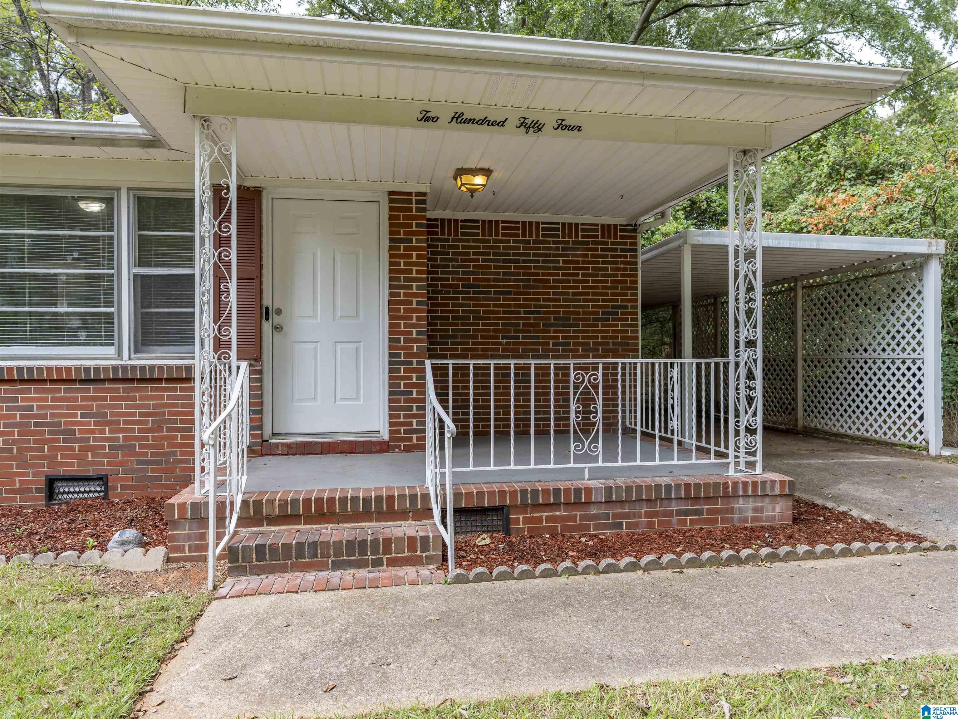 254 NE Lake Drive Circle — photo