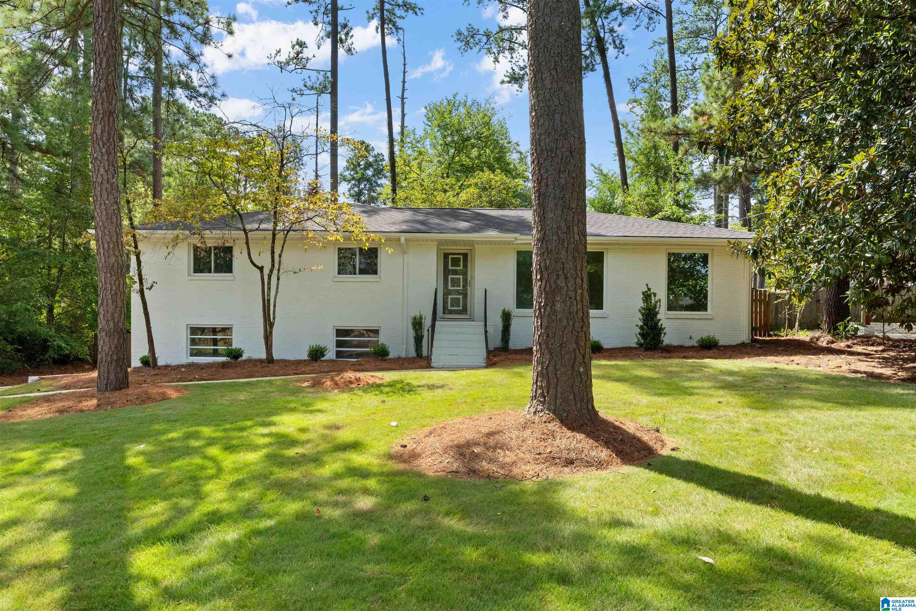 2308 Hawksbury Lane — photo