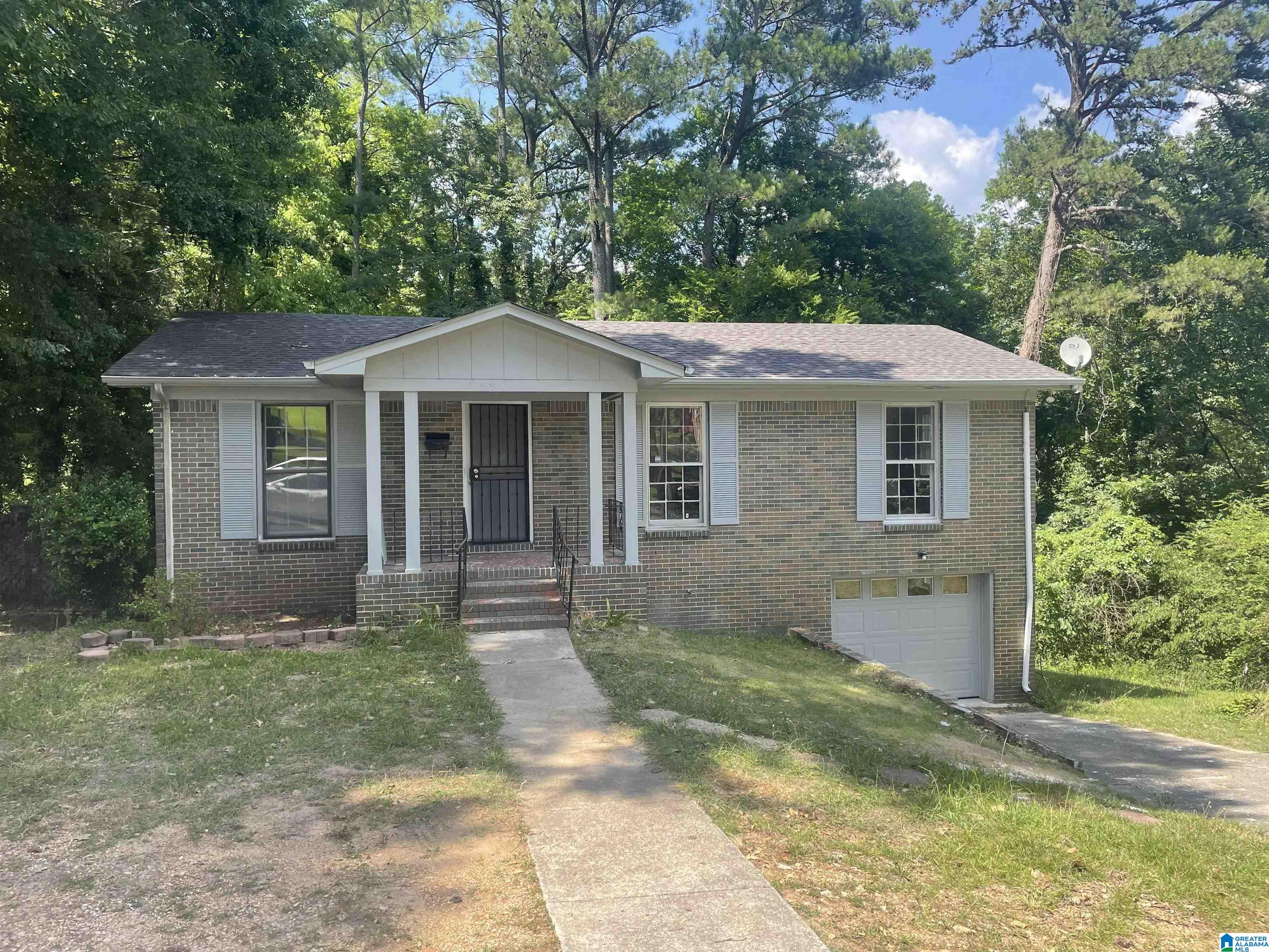 2220 Etowah Street — photo