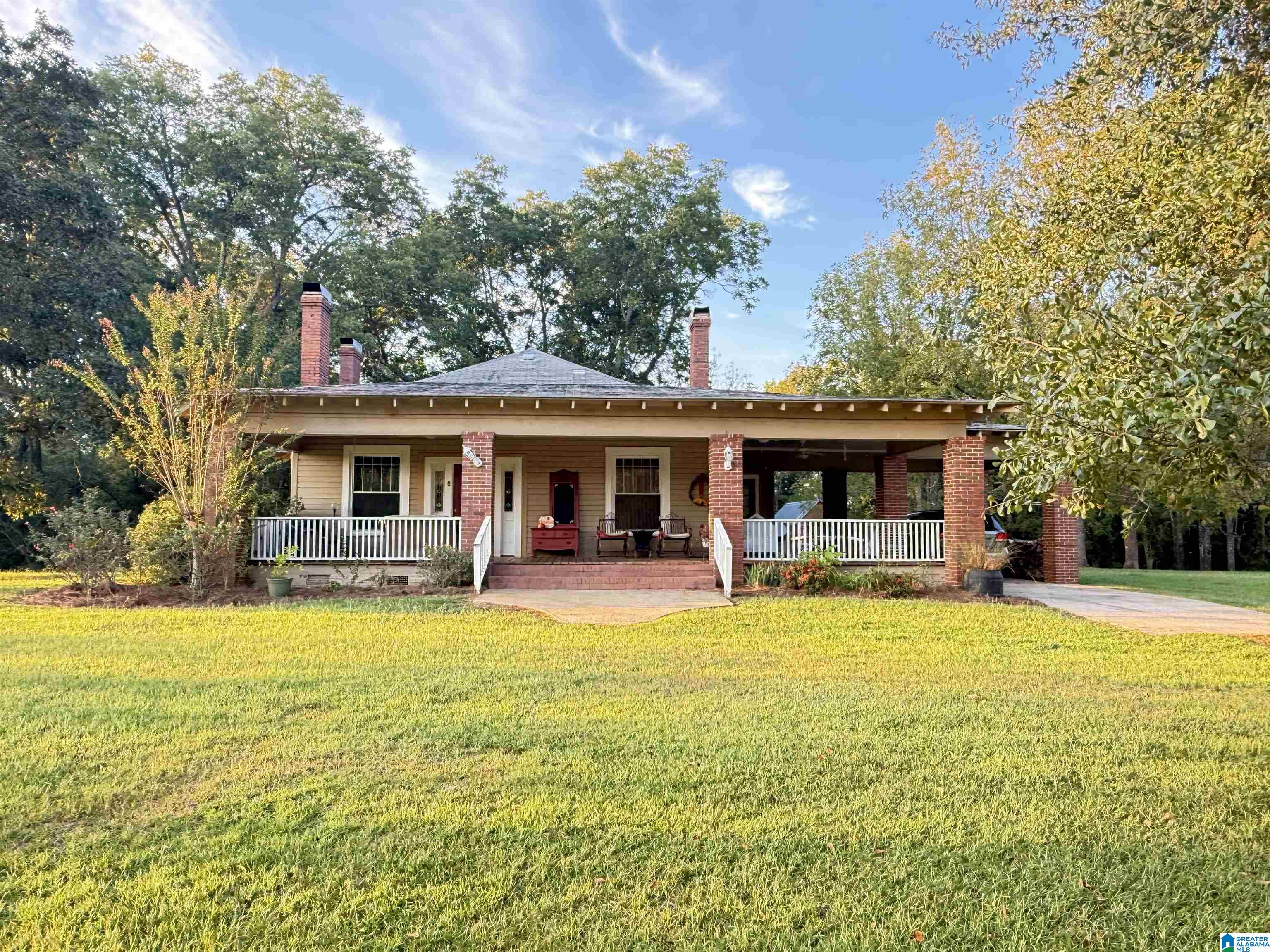 5425 County Road 10 — photo
