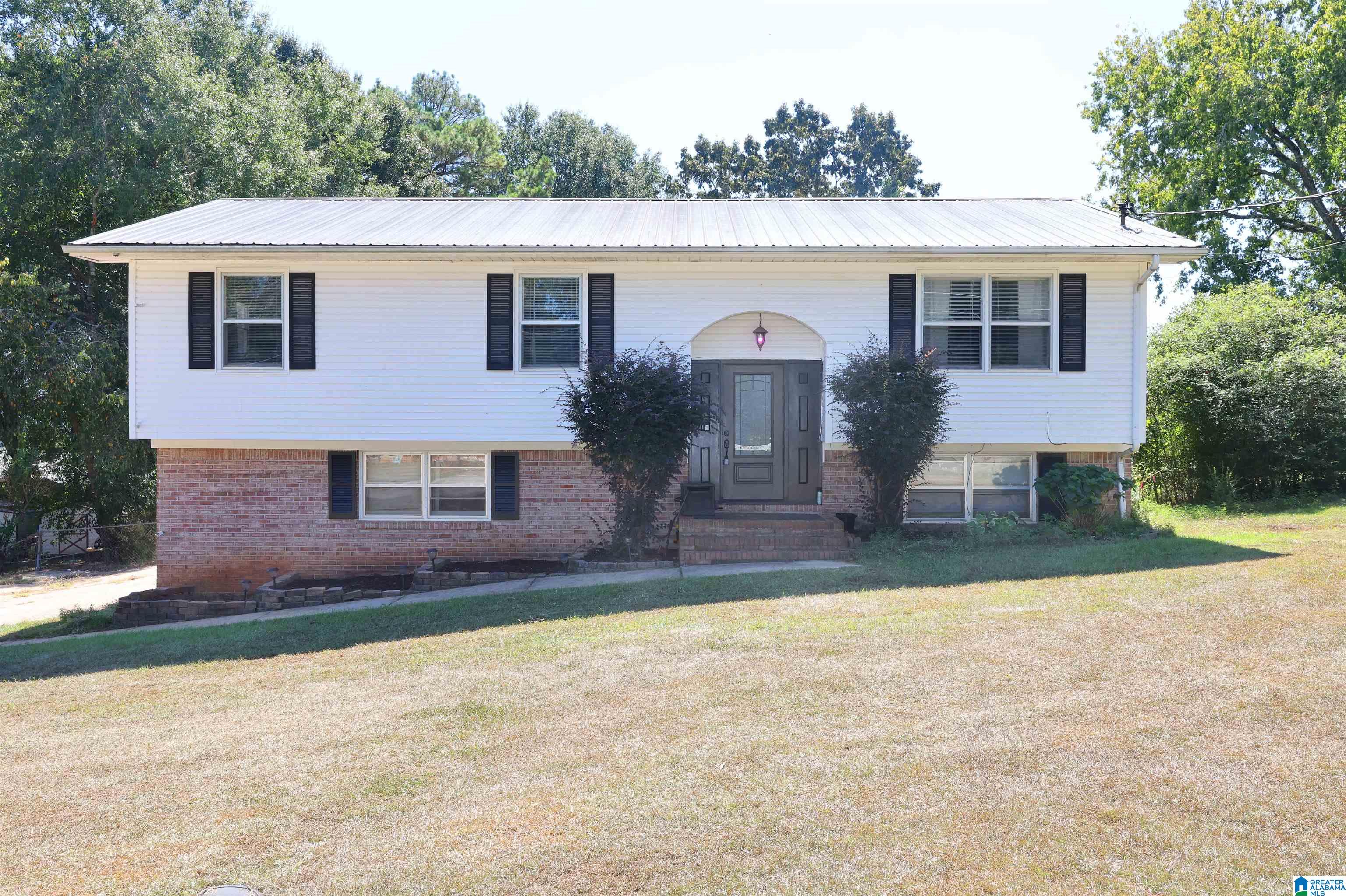 304 Grandview Drive — photo