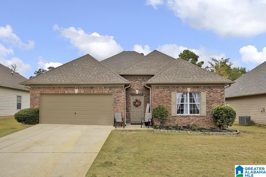 813 Savannah Lane — photo