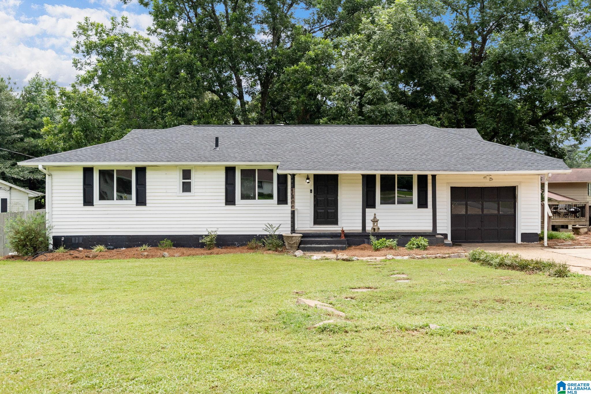 1400 Golden Drive — photo