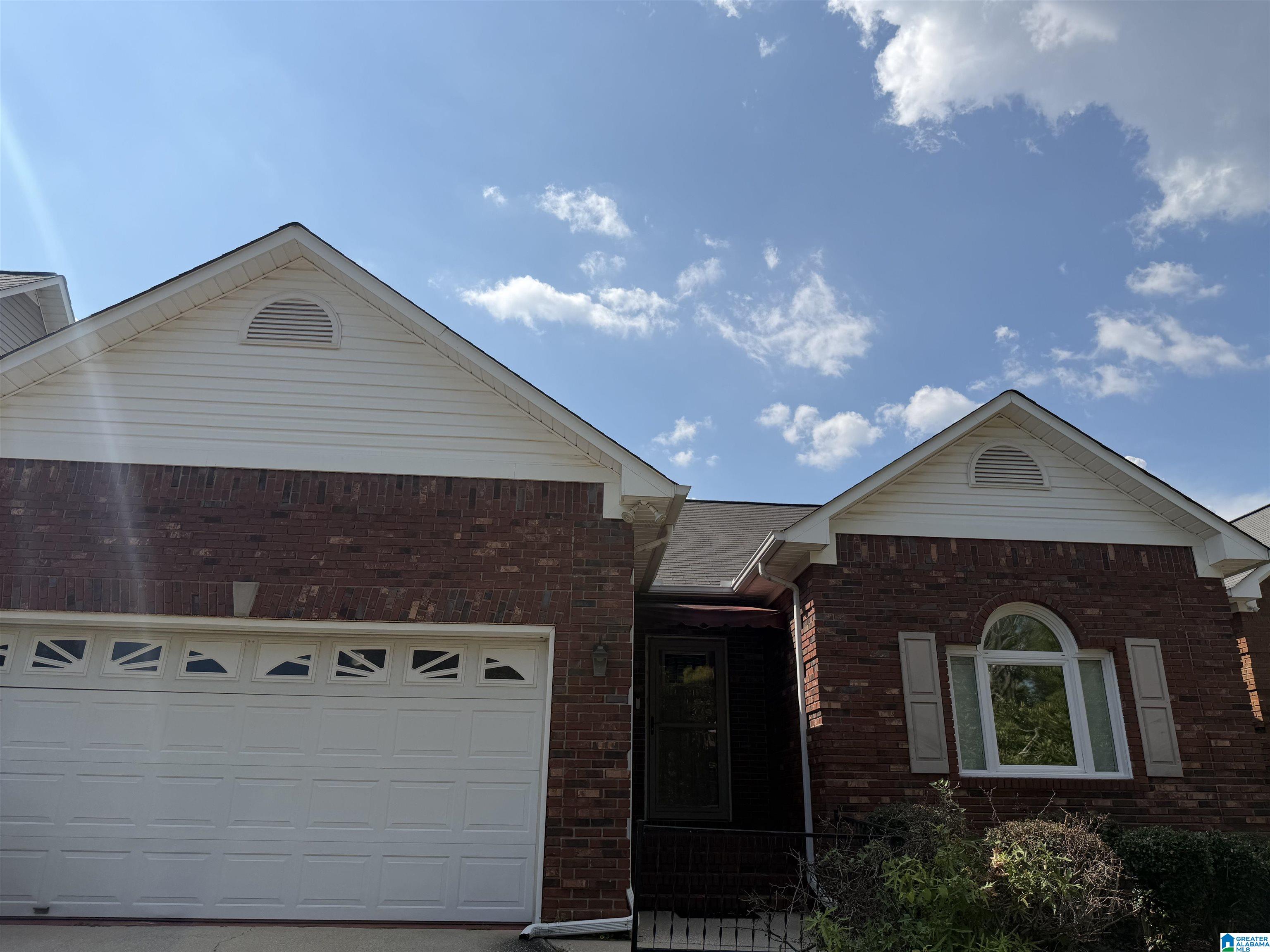 1012 Eagle Pass Way — photo