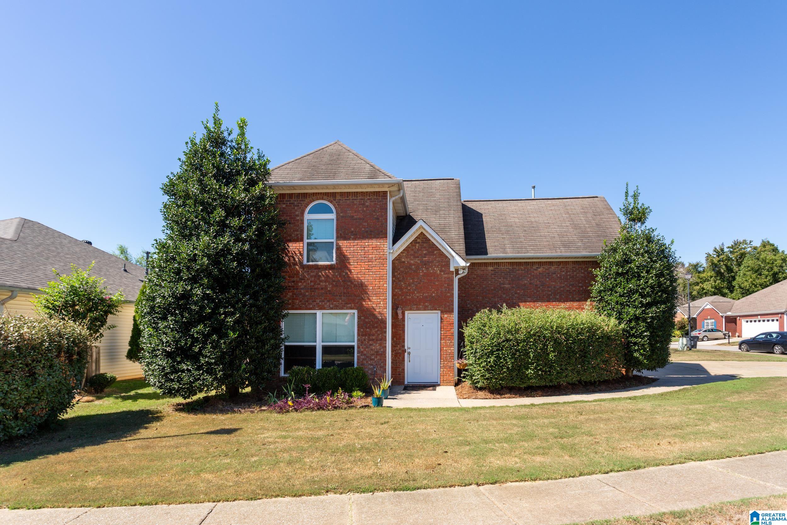 1192 Windsor Parkway — photo