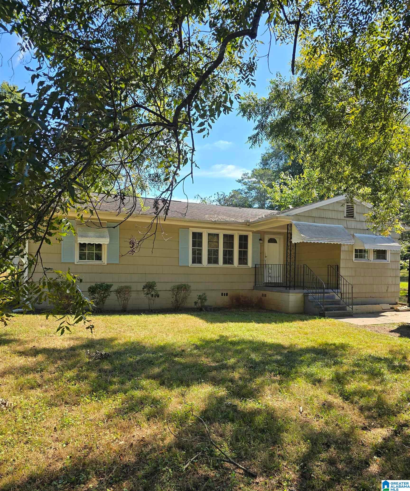 9607 Red Lane Drive — photo