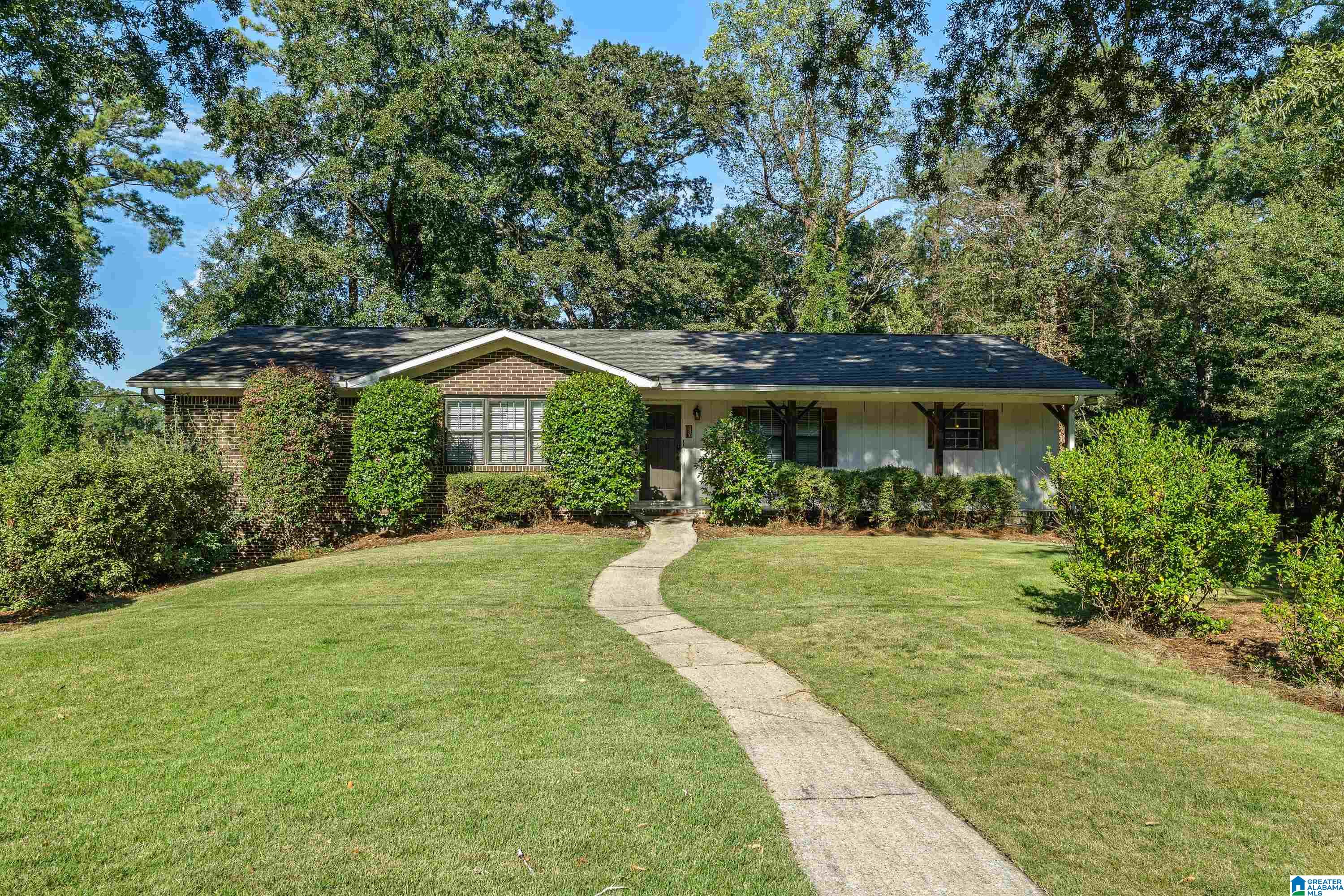 110 Woodland Circle — photo