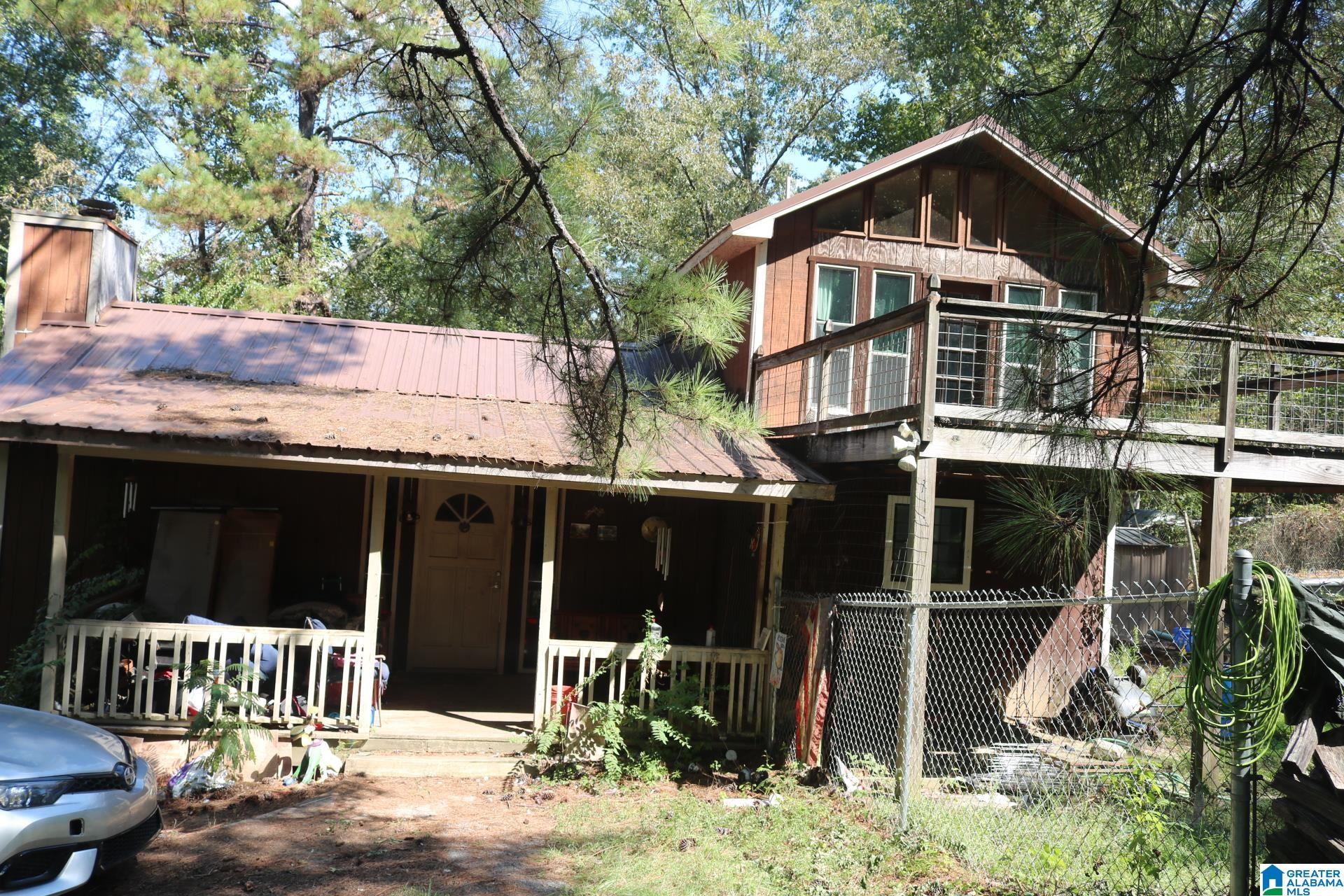 7030 Lou George Loop — photo