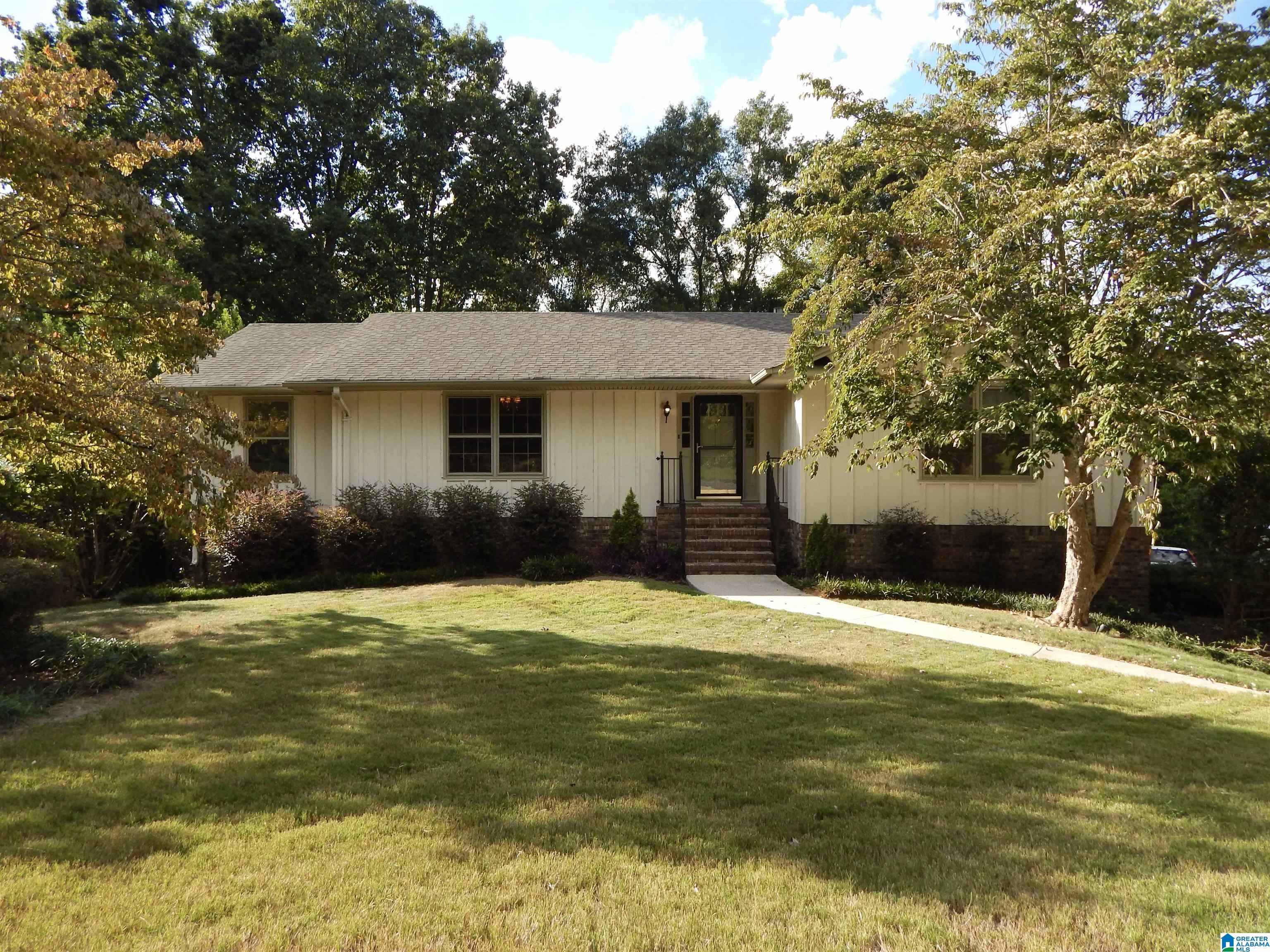 2213 Mill Run Circle — photo