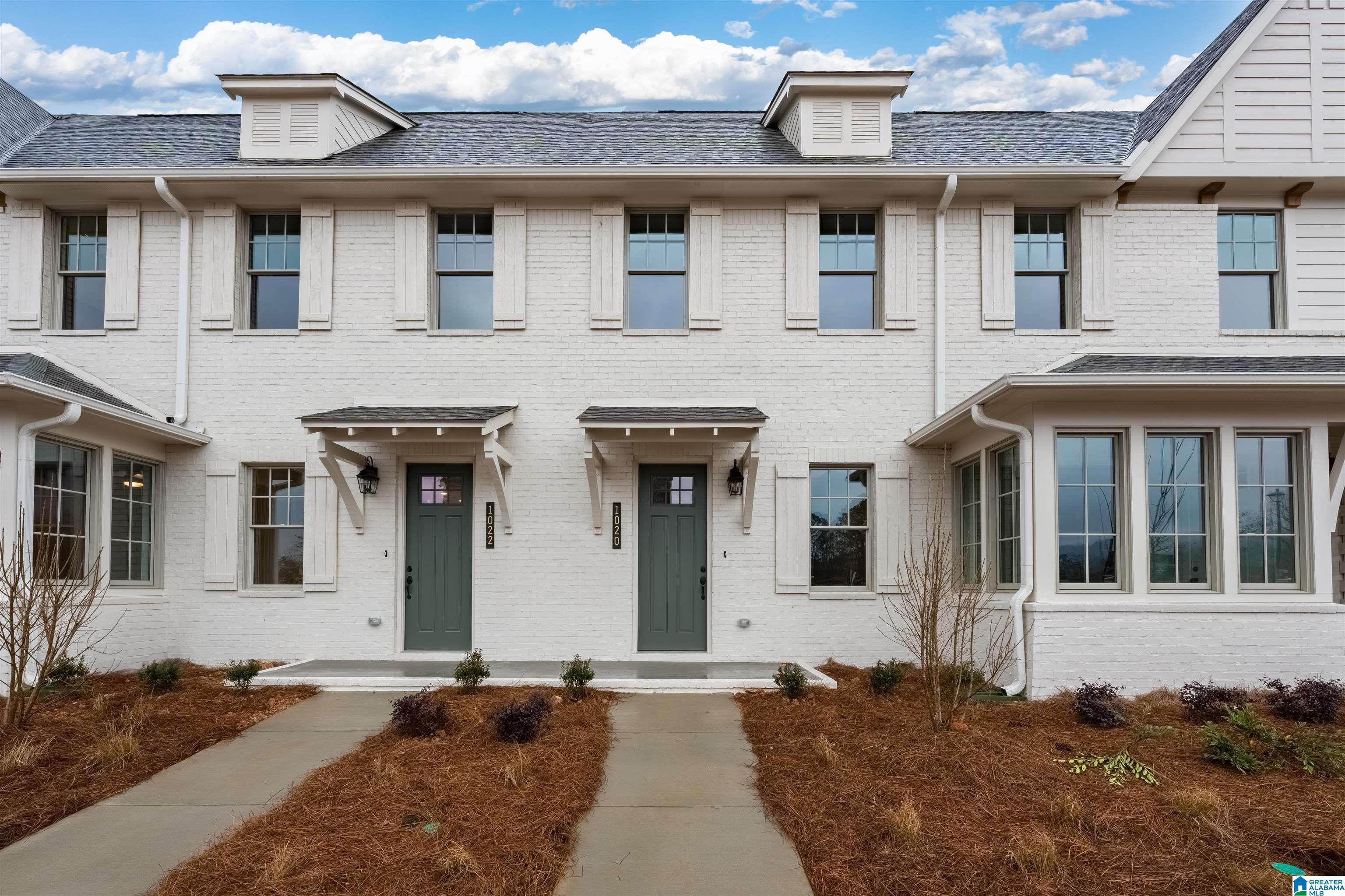 1020 Windsor Drive — photo