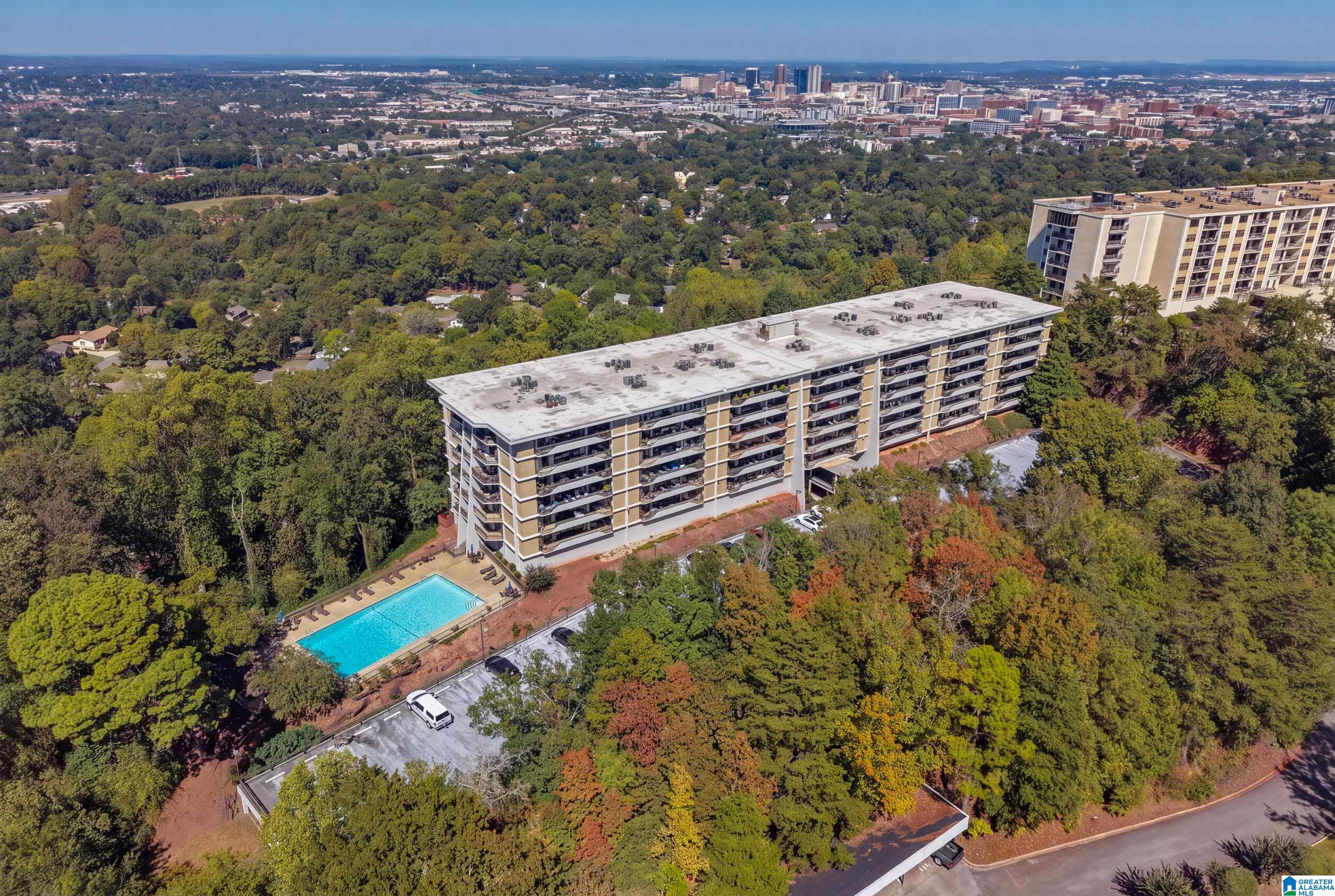 1120 E Beacon Parkway — photo