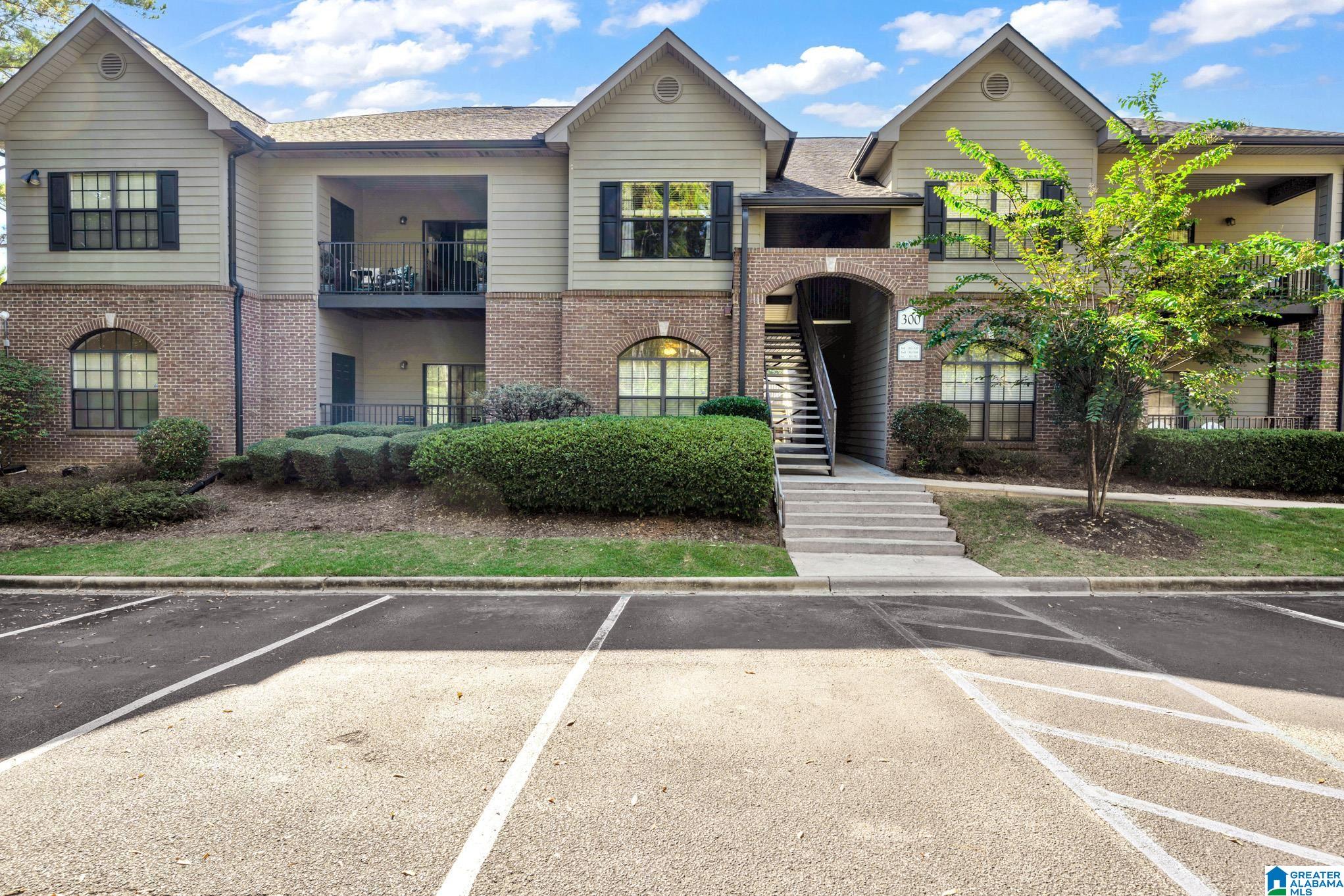 312 Sterling Oaks Drive — photo
