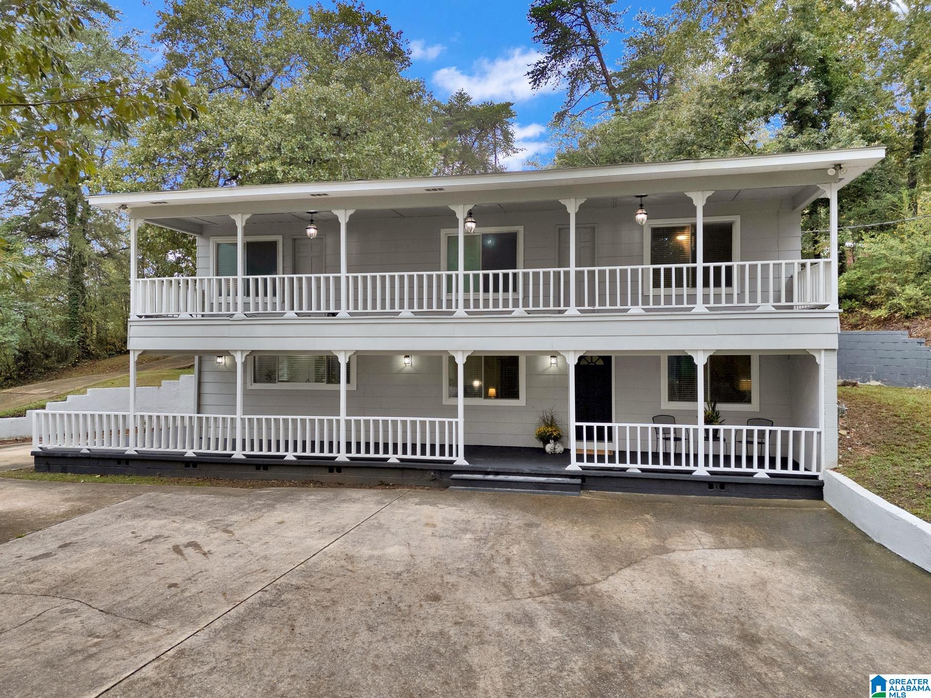 1622 Faircrest Drive — photo