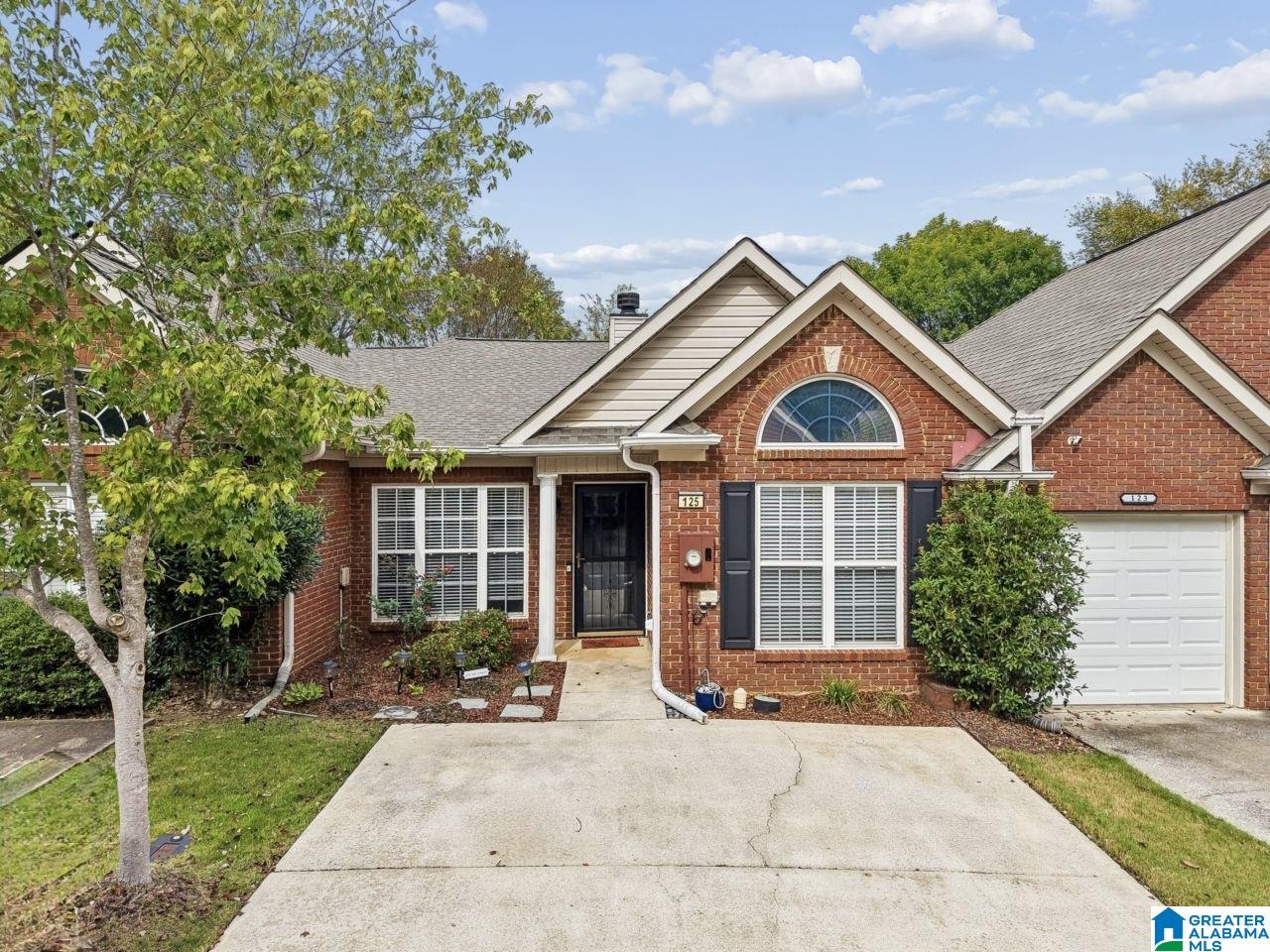 125 Hayesbury Court — photo