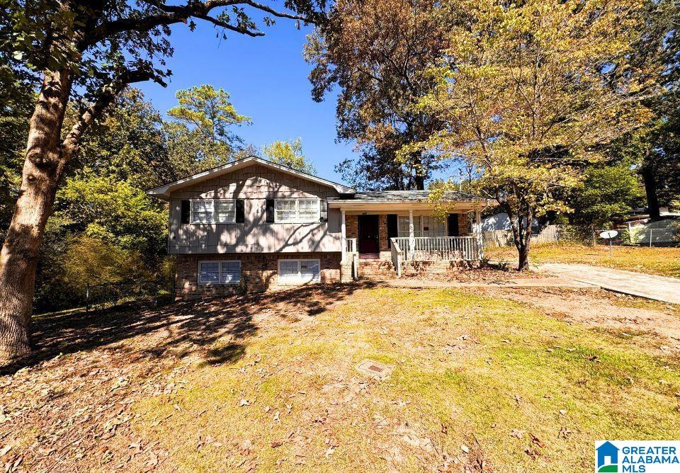 608 Tomahawk Circle — photo