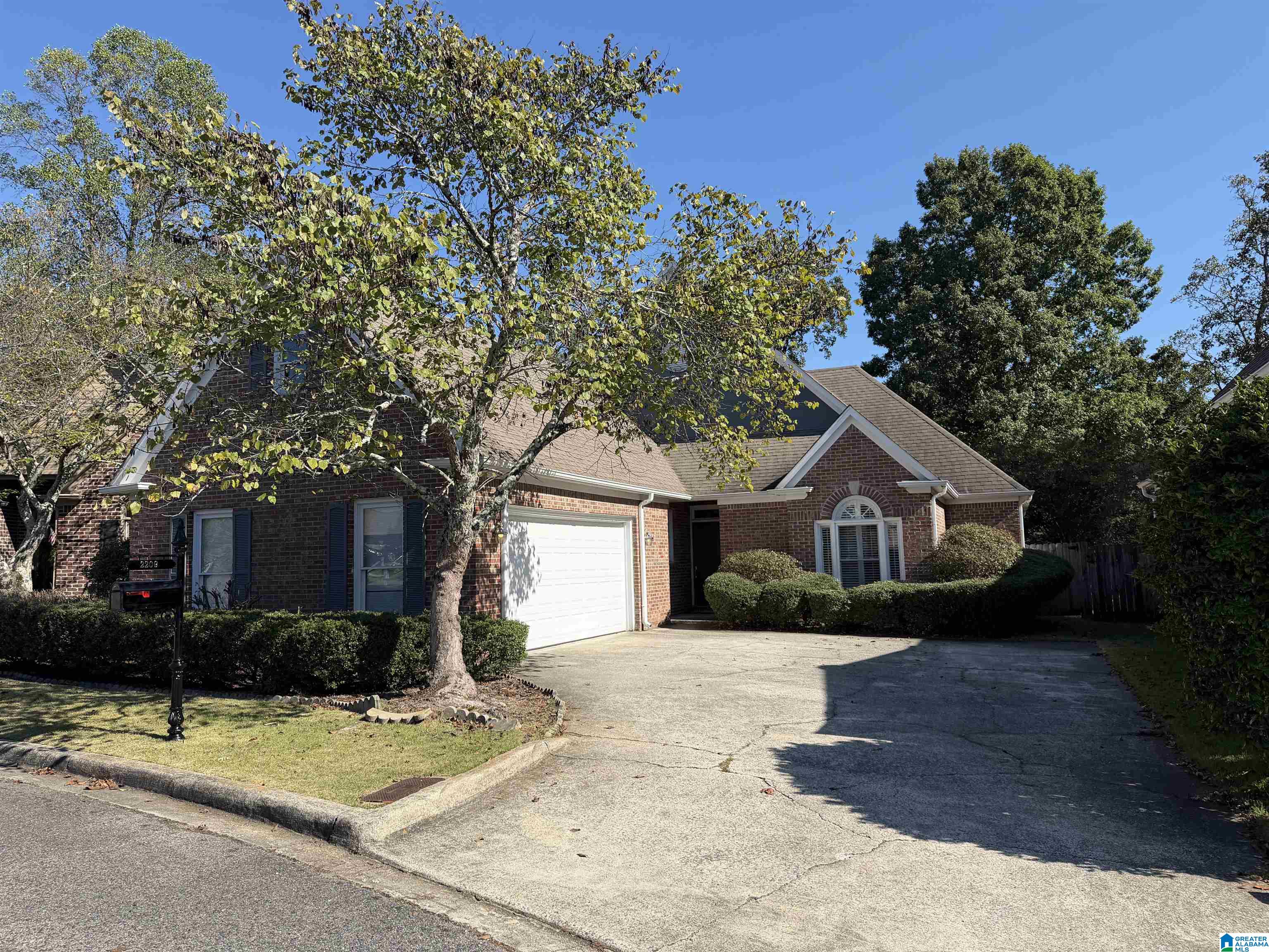 2209 Sterling Ridge Circle — photo