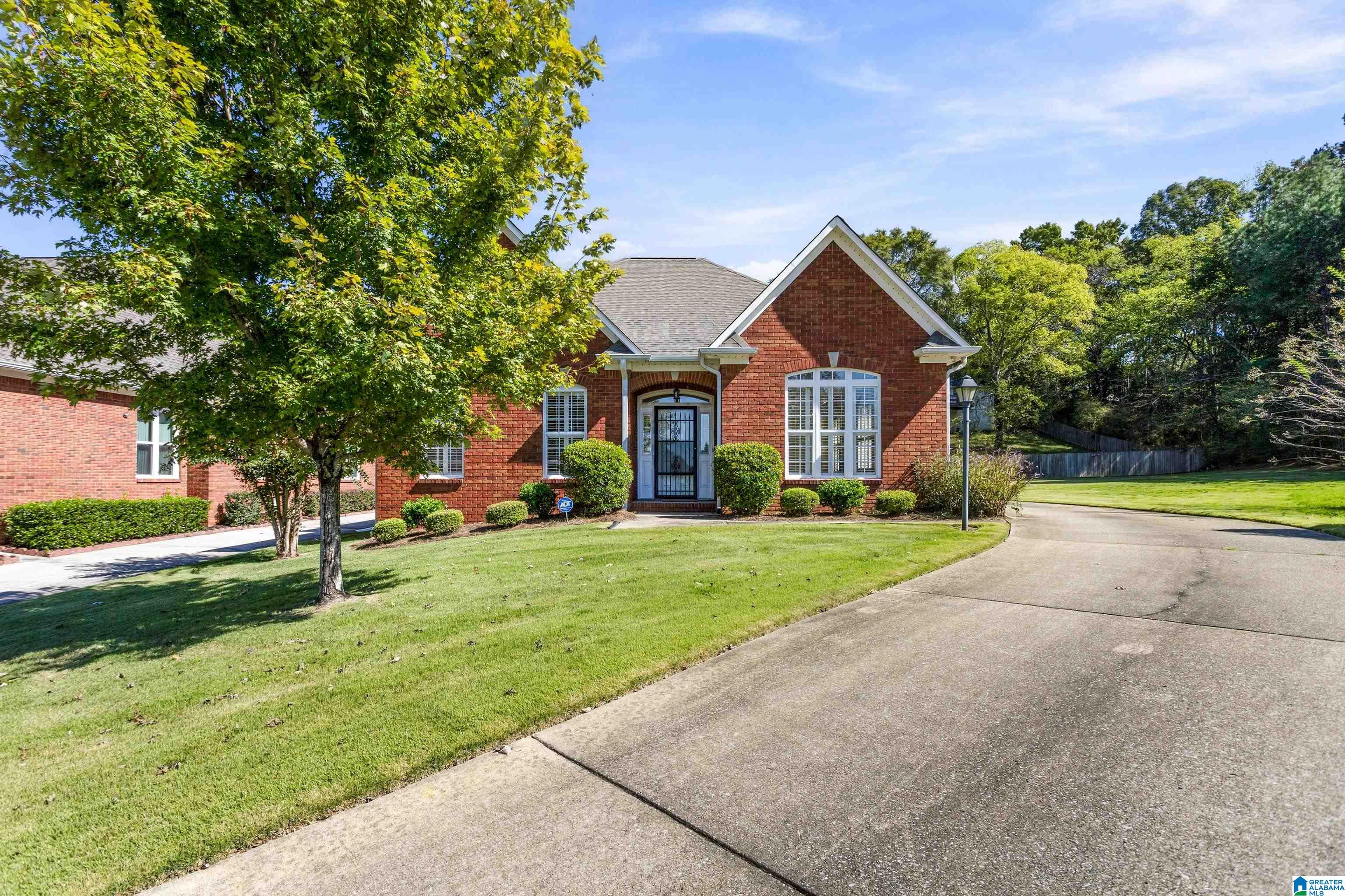 557 Magnolia Crest Circle — photo