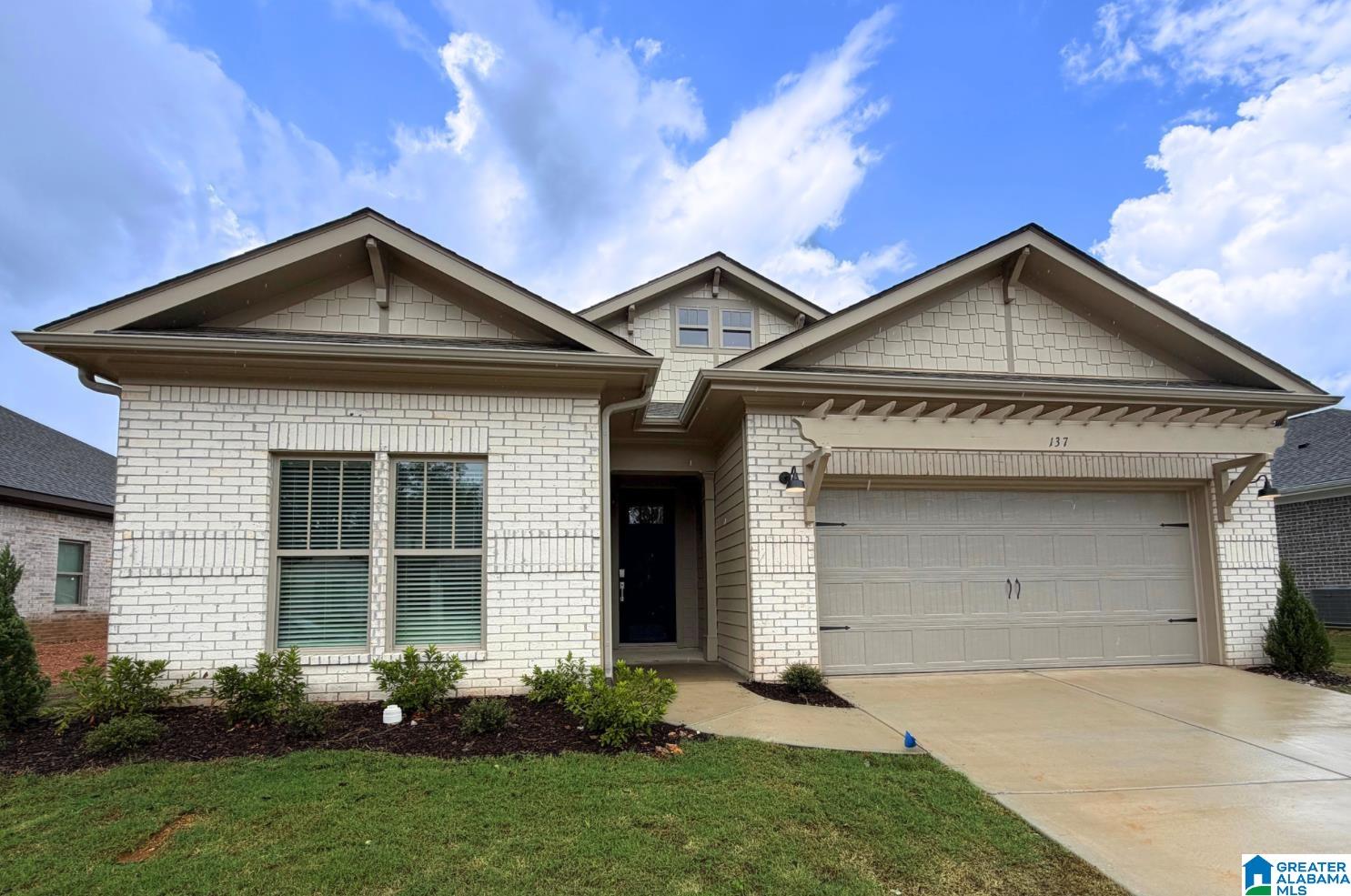 137 Clift Creek Drive — photo