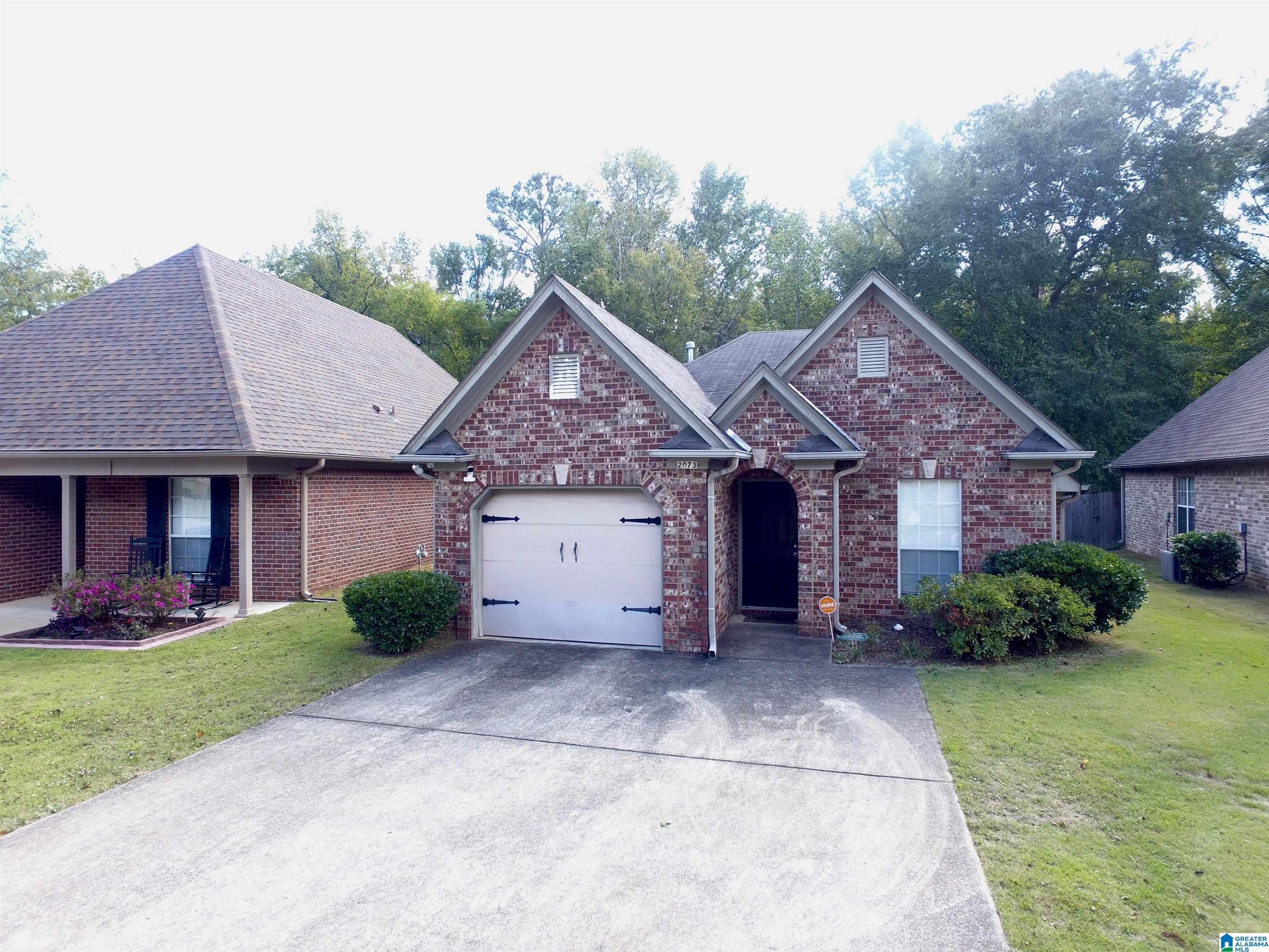 2073 Willow Glenn Drive — photo