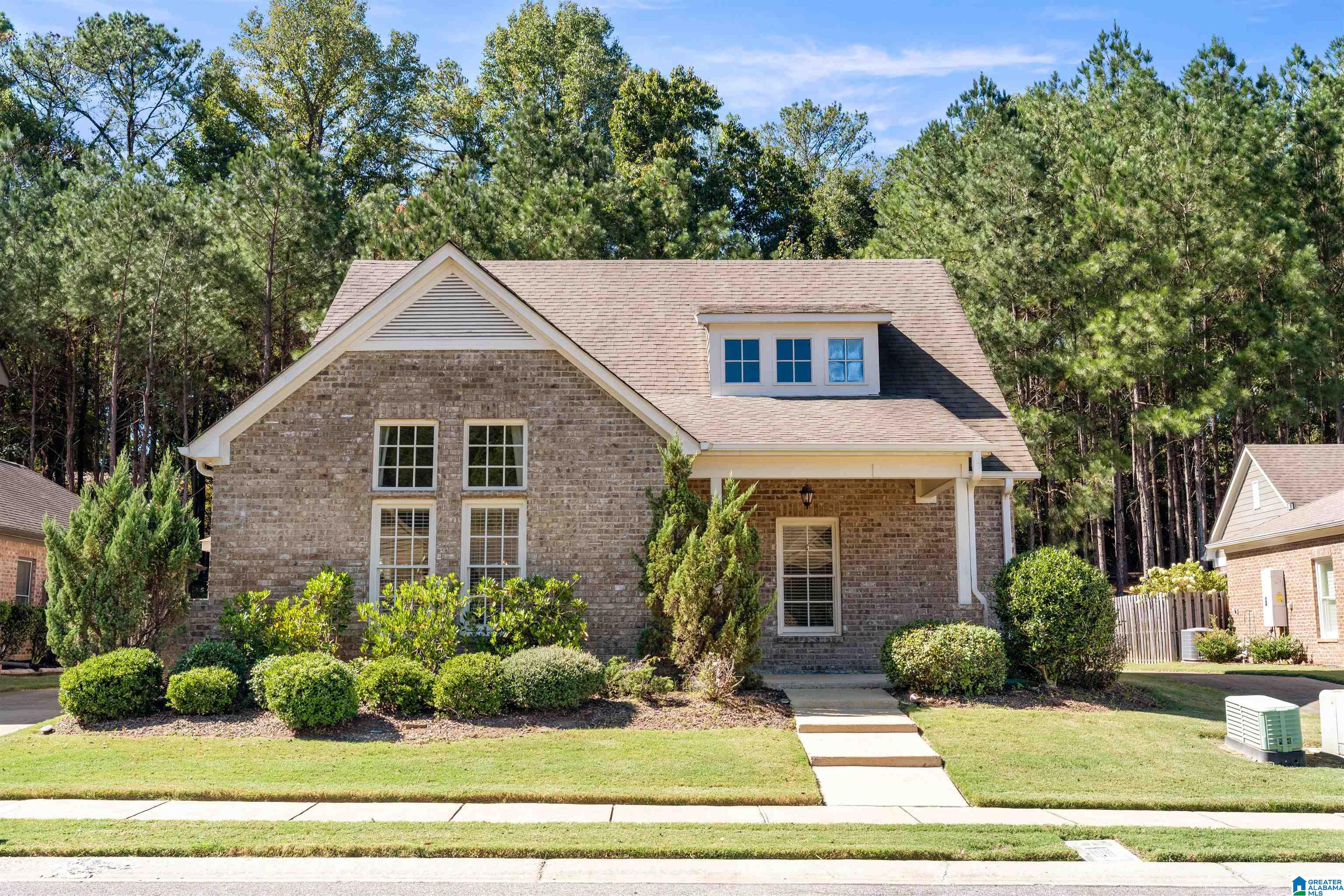 1719 Creekside Drive — photo