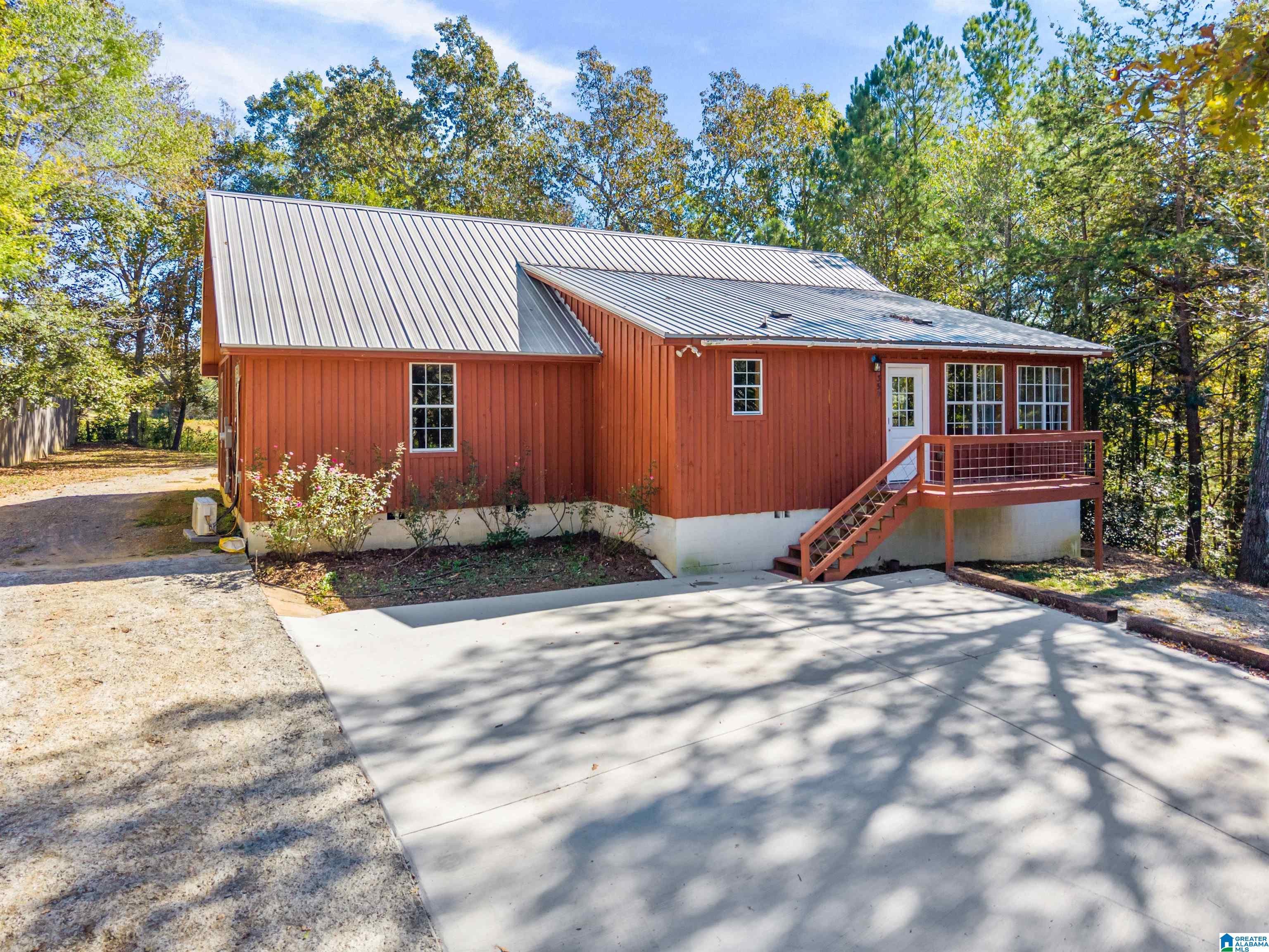 359 Lakeshore Lane — photo