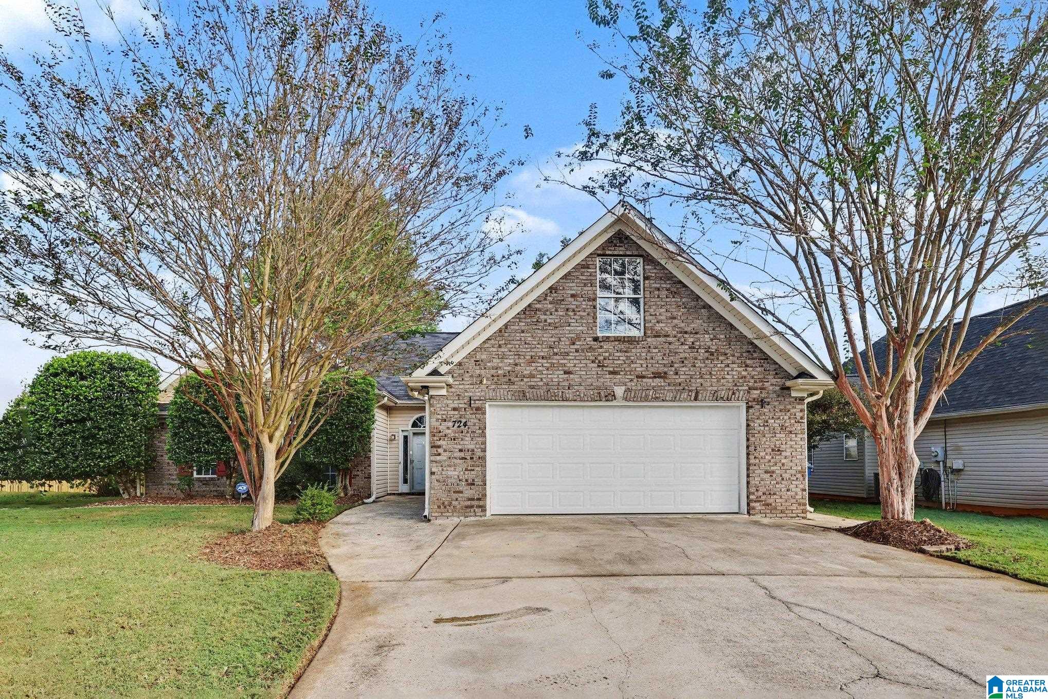 724 Barkley Circle — photo