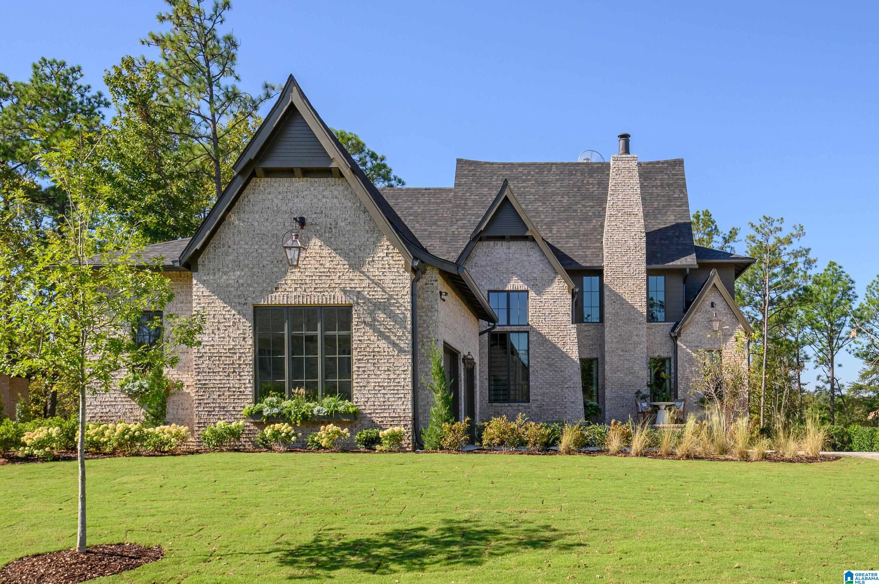 1609 Chateau Crest Lane — photo