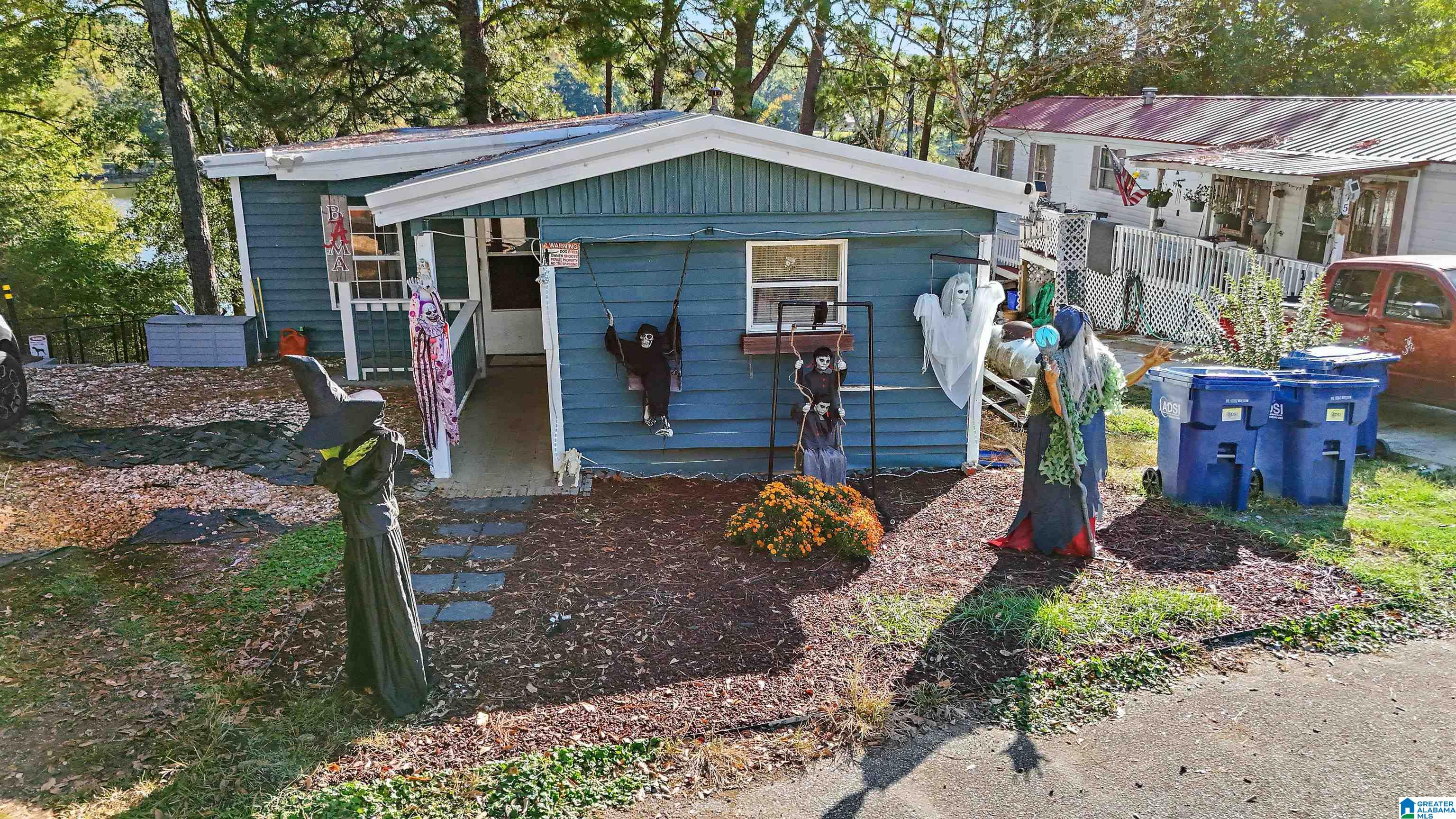 85 Hollis Court Road — photo