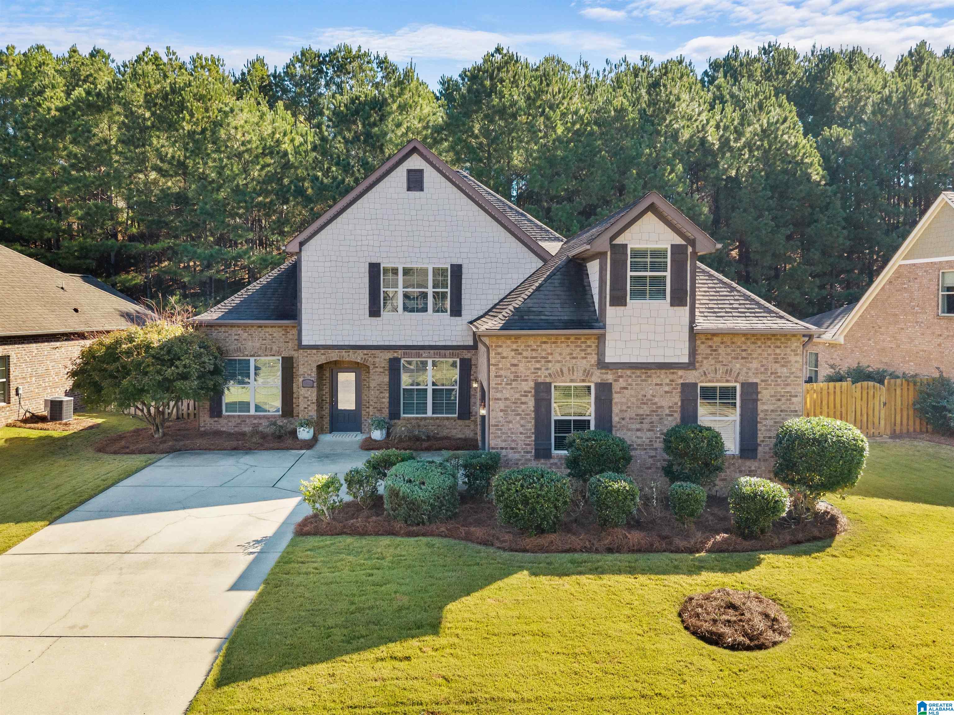 1402 Bristol Manor — photo