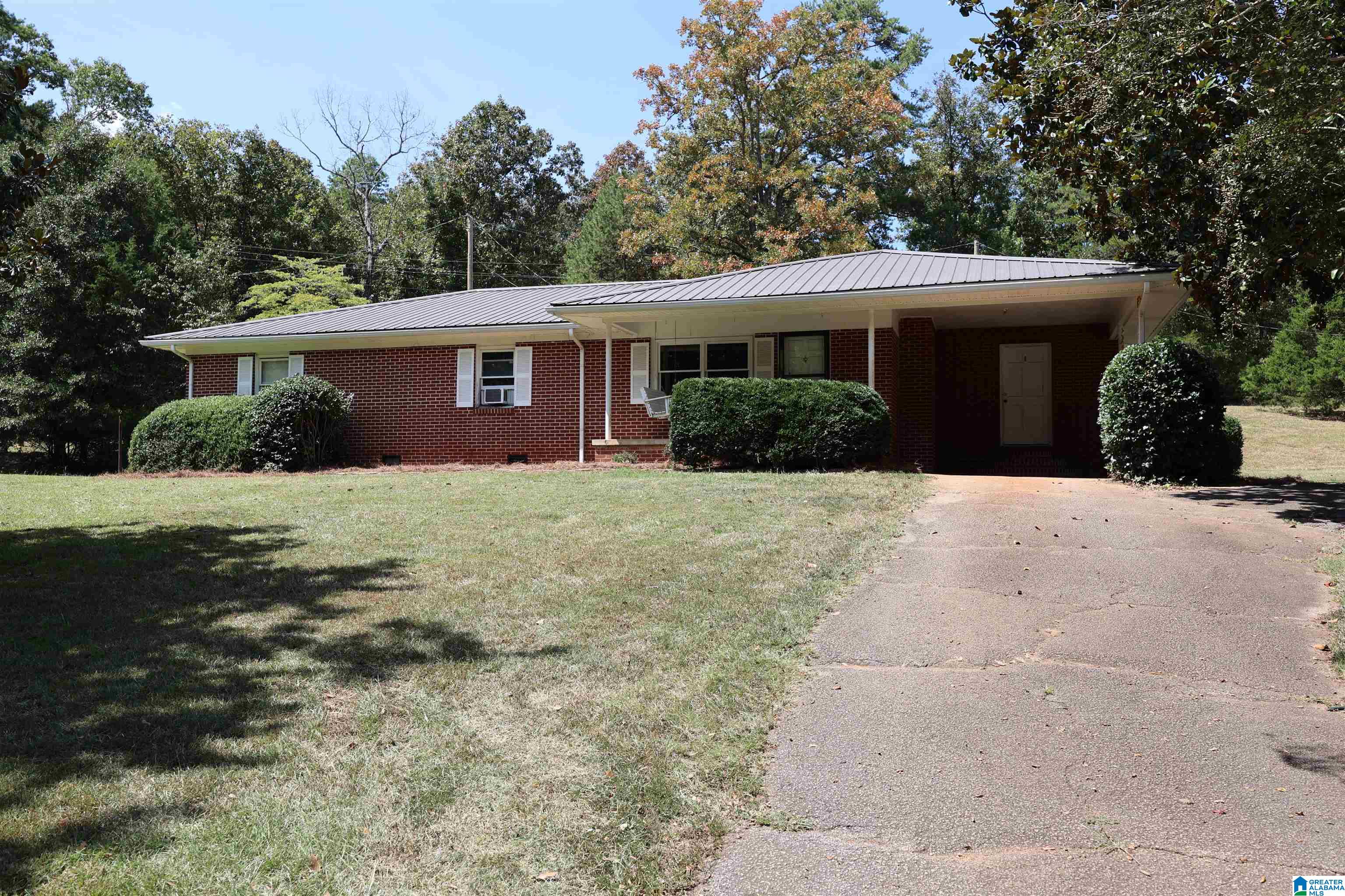 13407 Highway 48 — photo