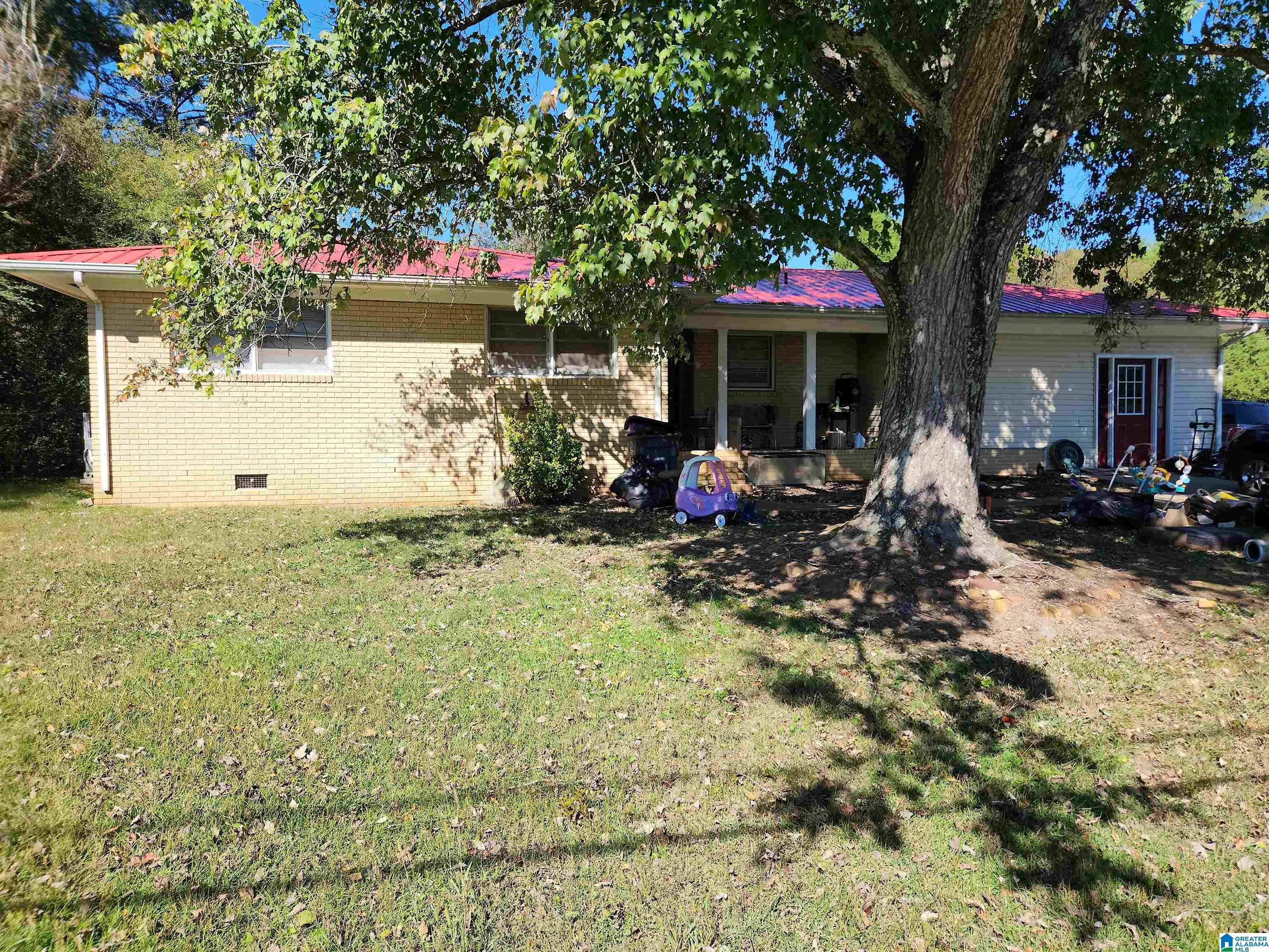 911 Alexandria Road — photo