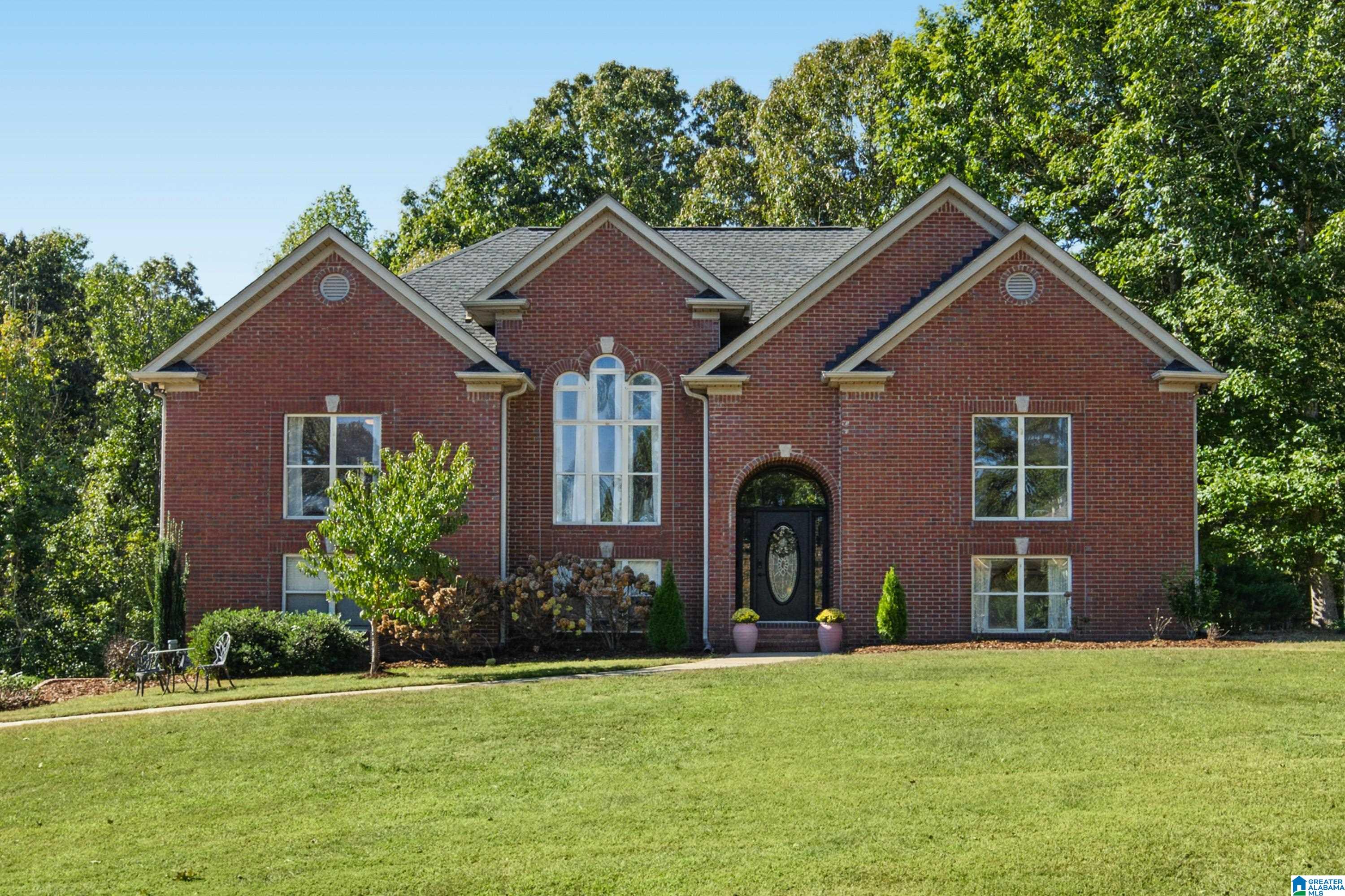 108 Weeping Willow Drive — photo