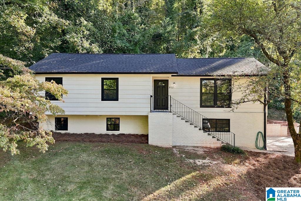 8929 Valleybrook Road — photo