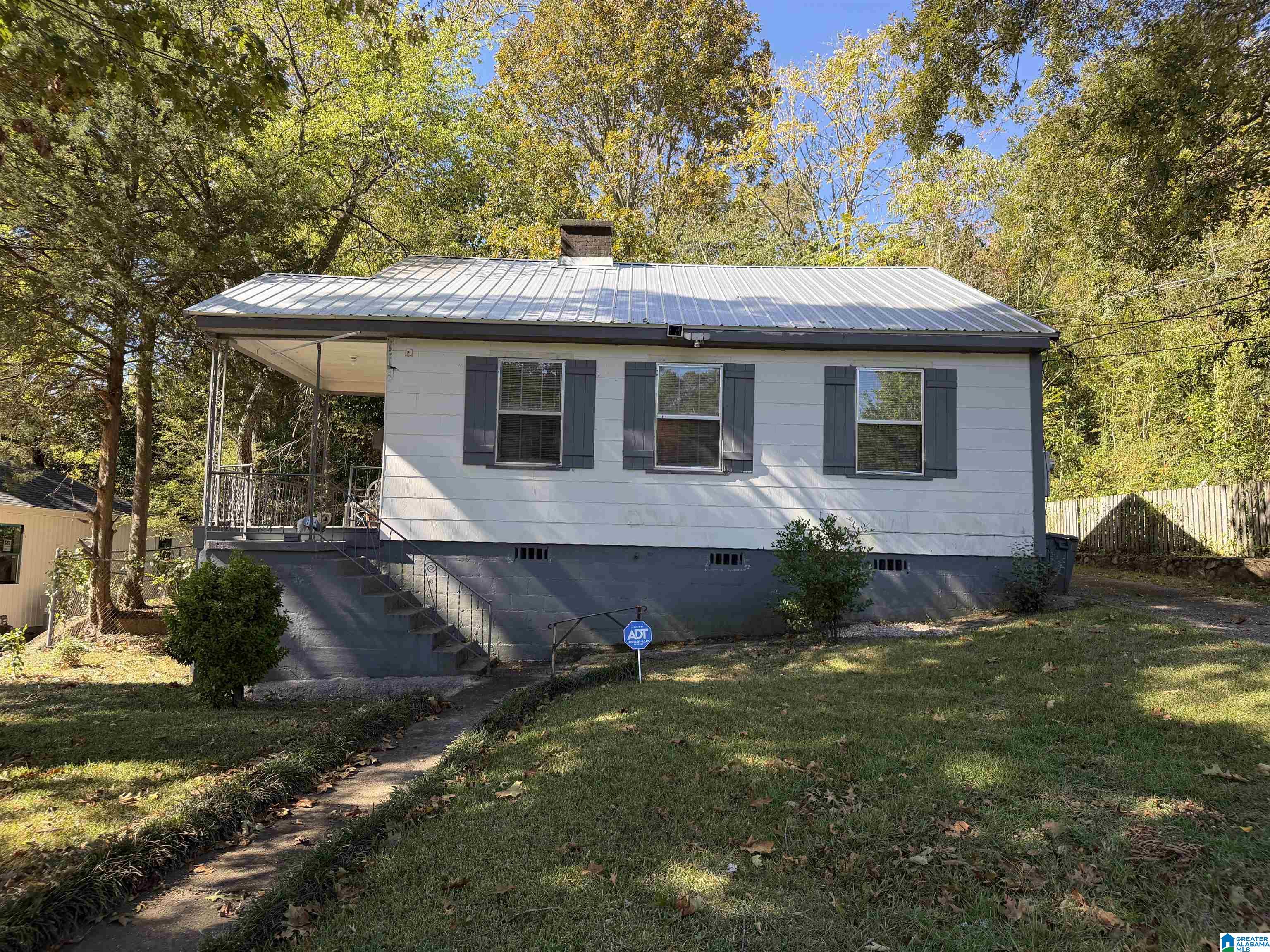 1114 Maplewood Place — photo