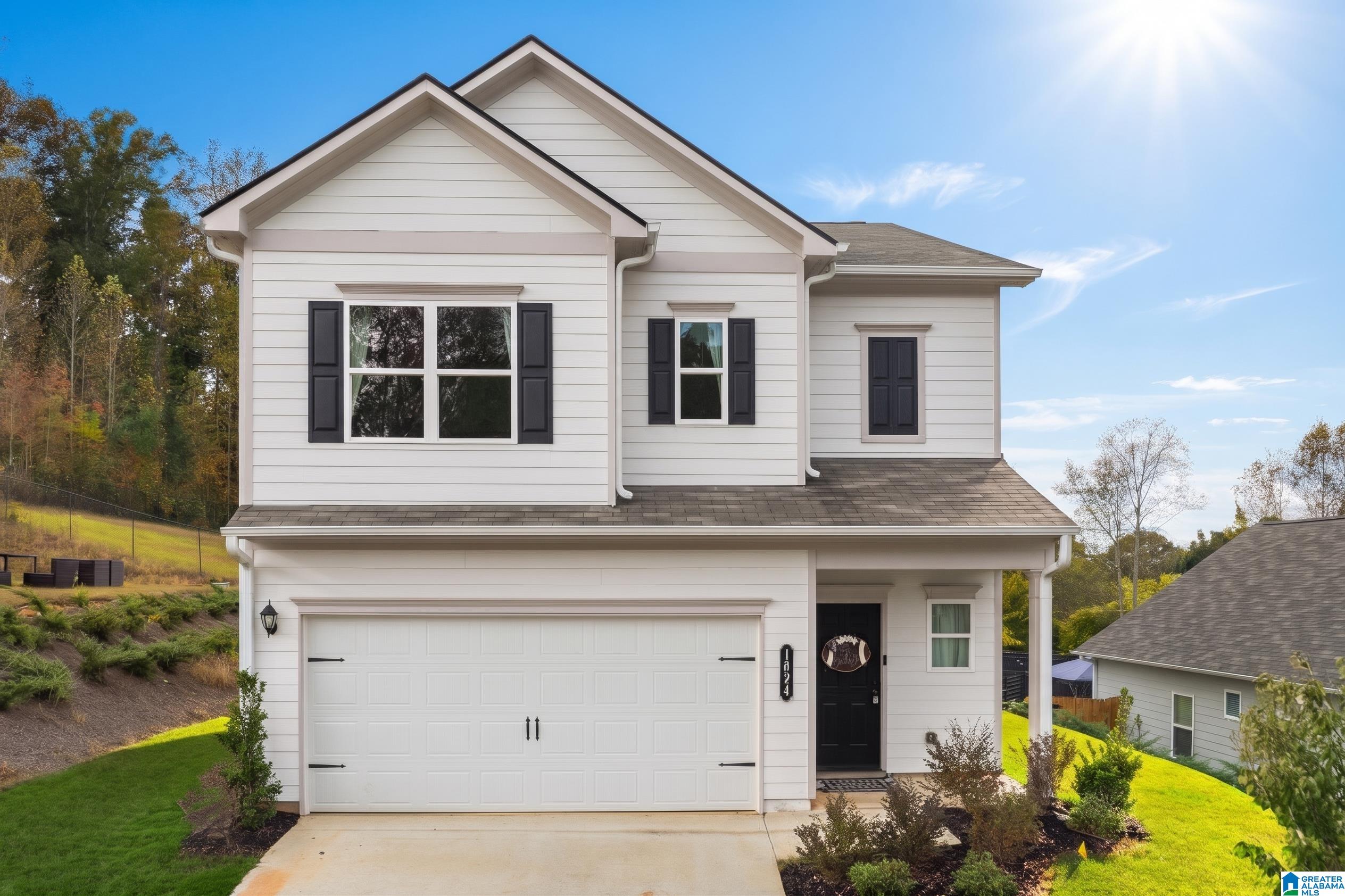 1024 Pinnacle Parkway — photo