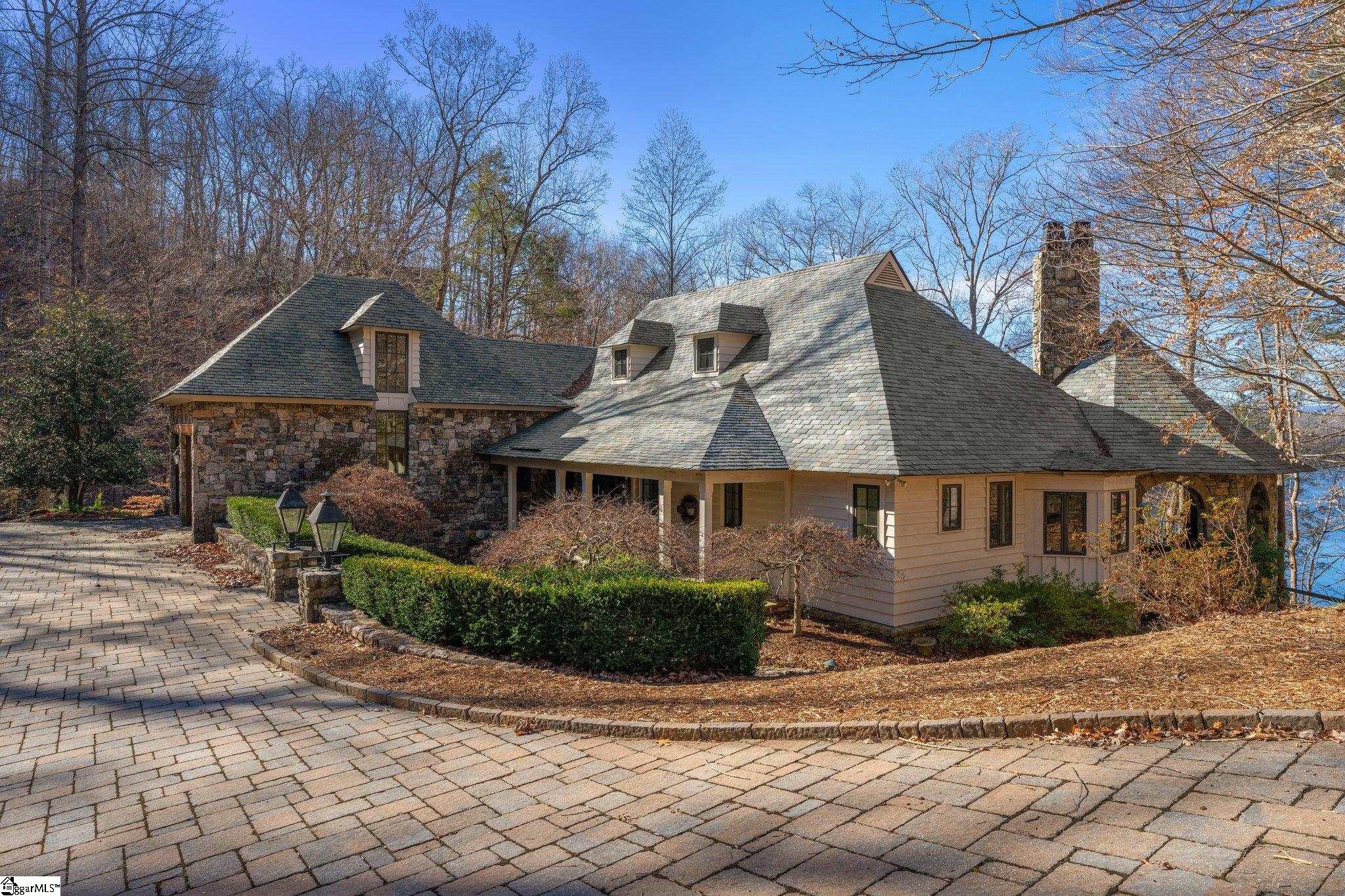 604 Top Ridge Drive — photo