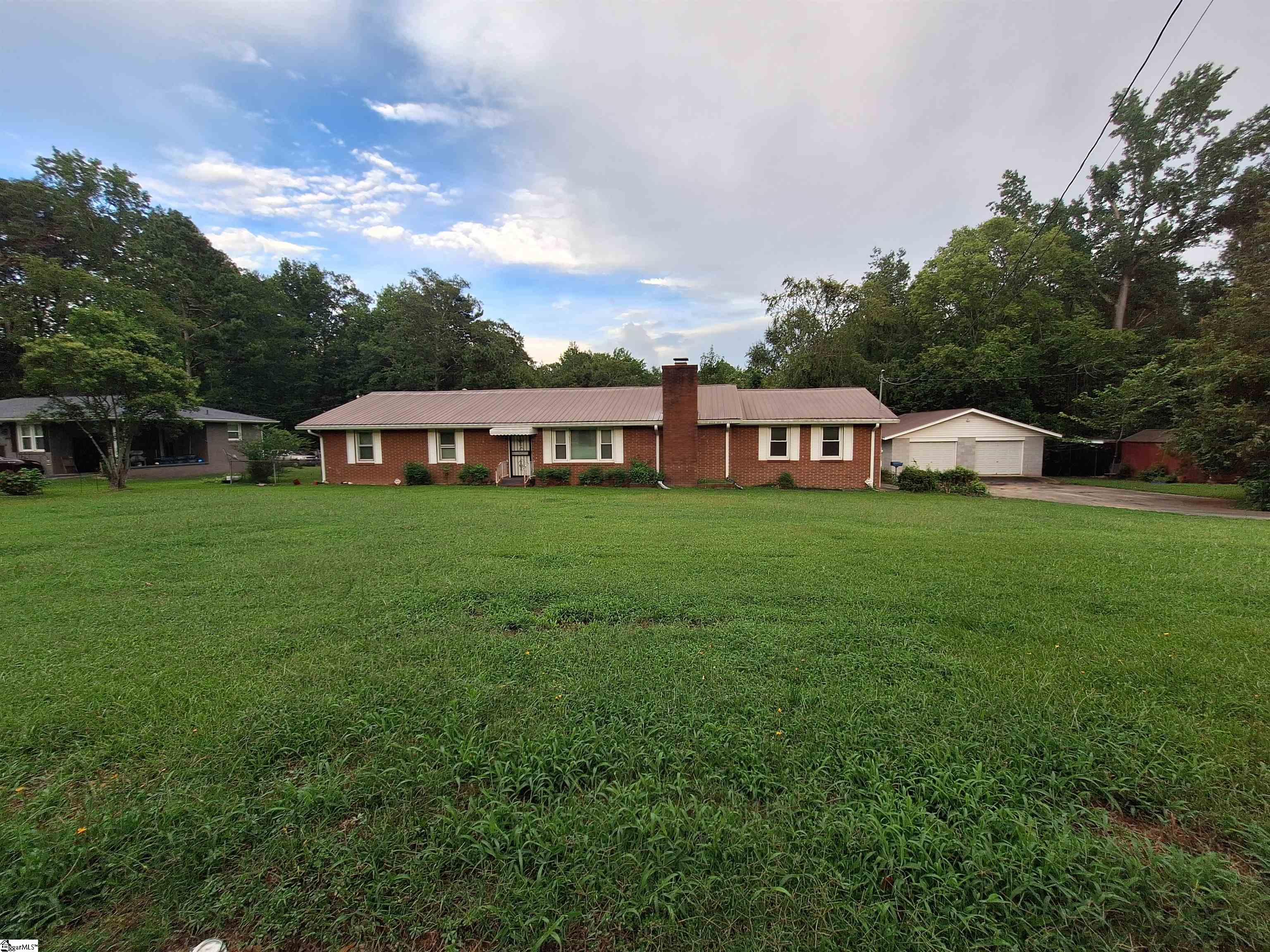 107 Pine Road — photo