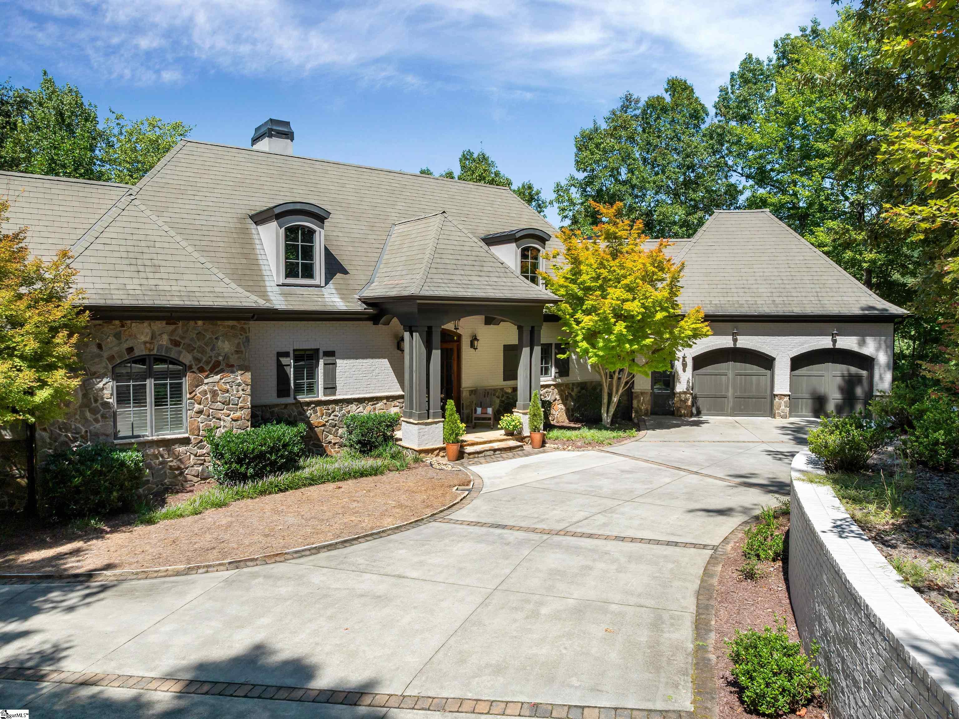 611 Highridge Parkway — photo