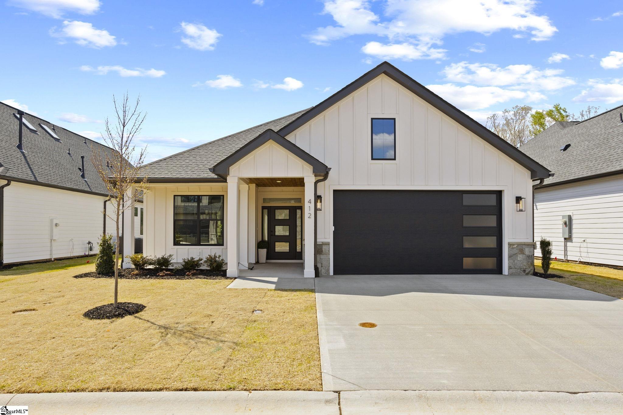 412 Fielder Way — photo