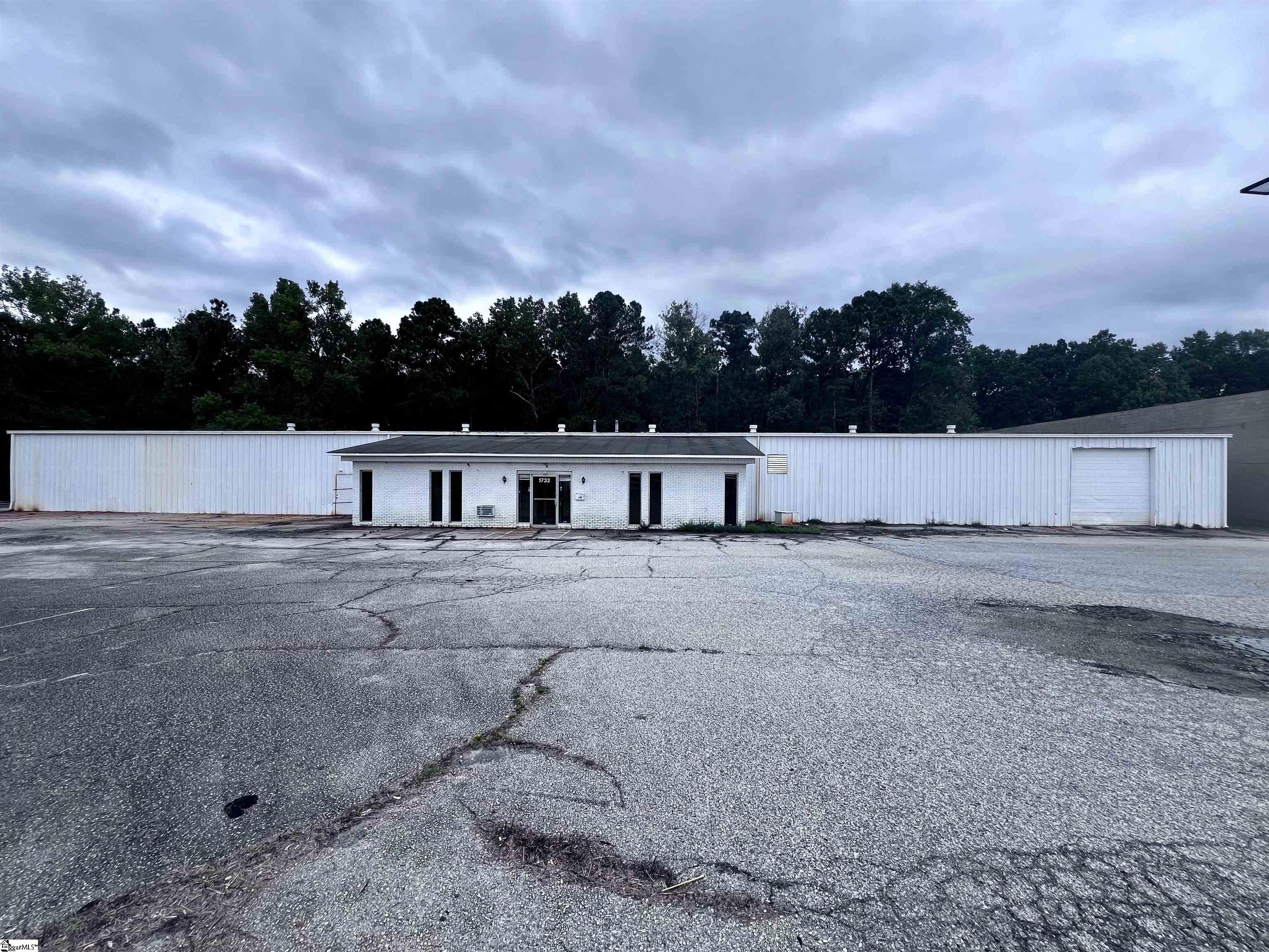 1732 Highway 72 Bypass — photo