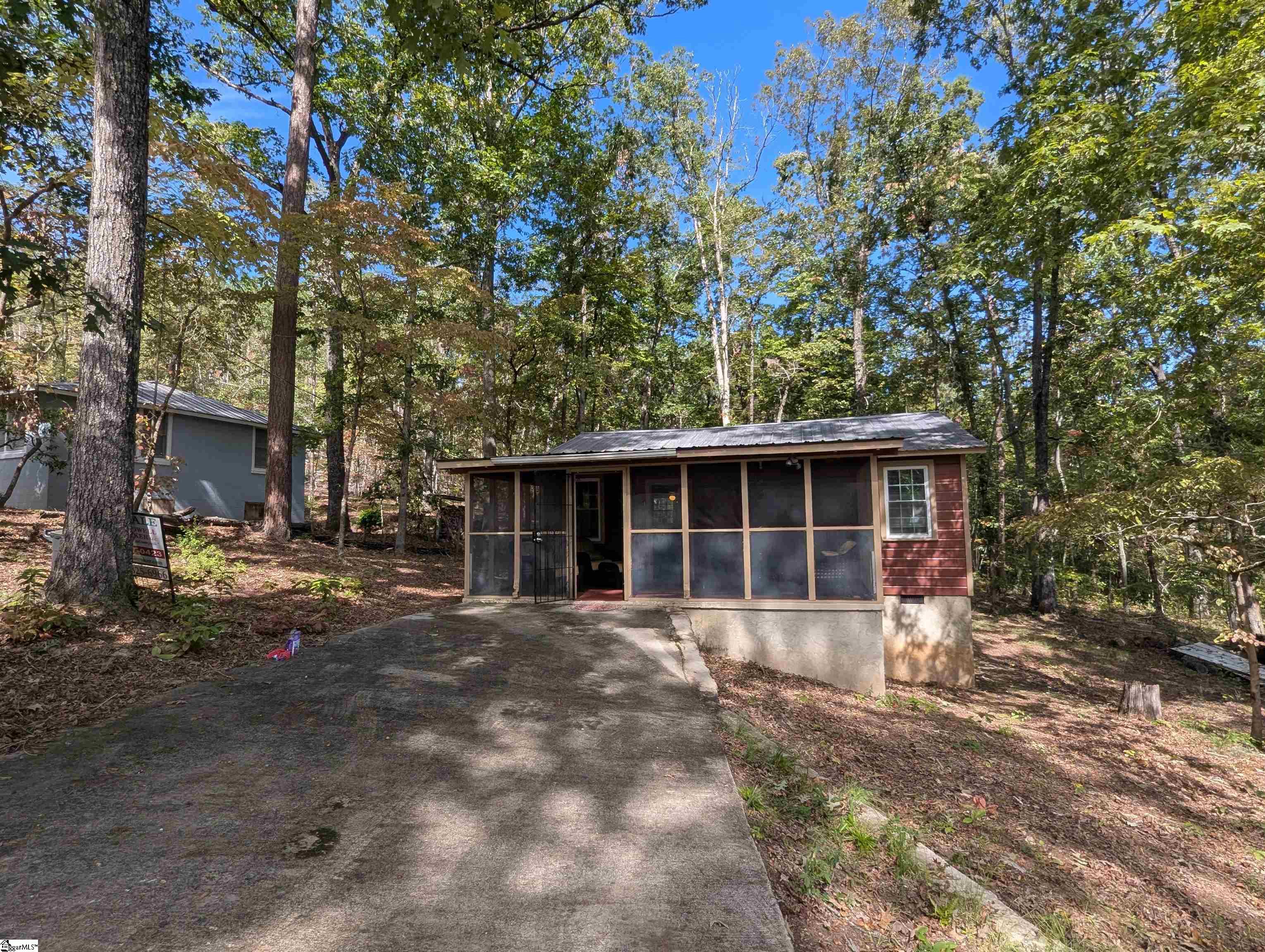 209 N Skyland Drive — photo